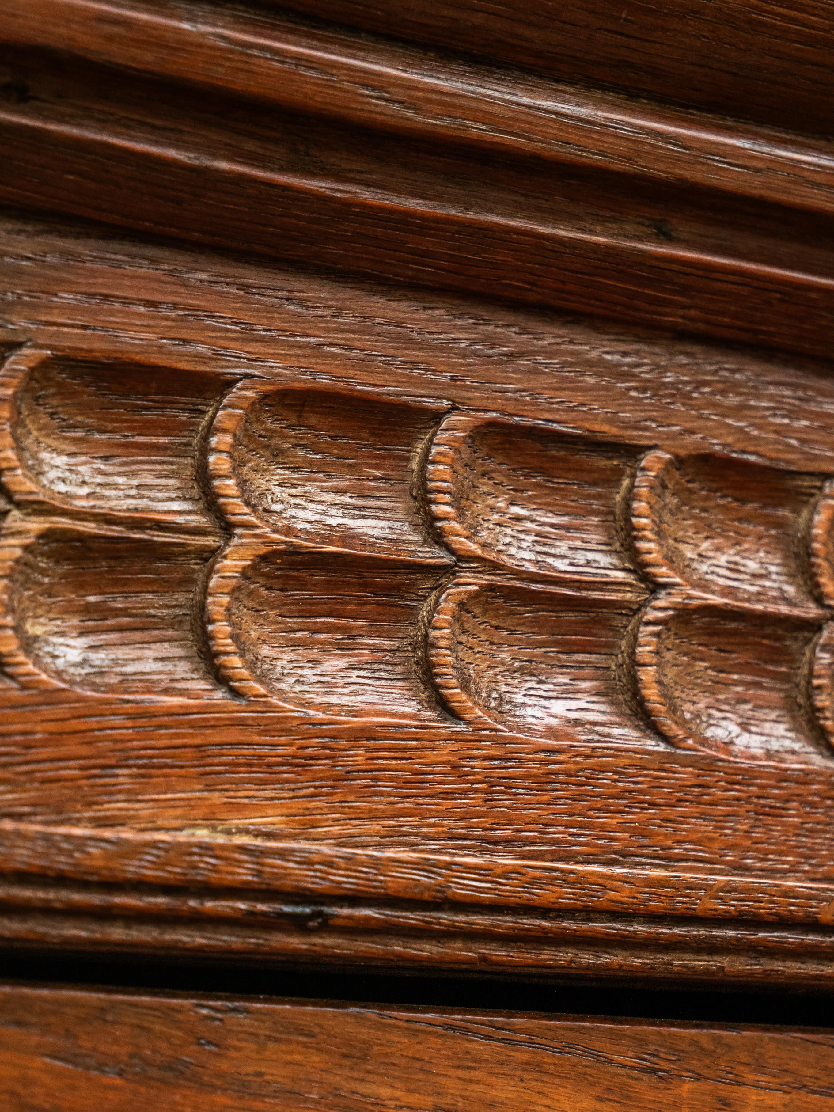 Flemish Renaissance cabinet from the 17th century For Sale 6