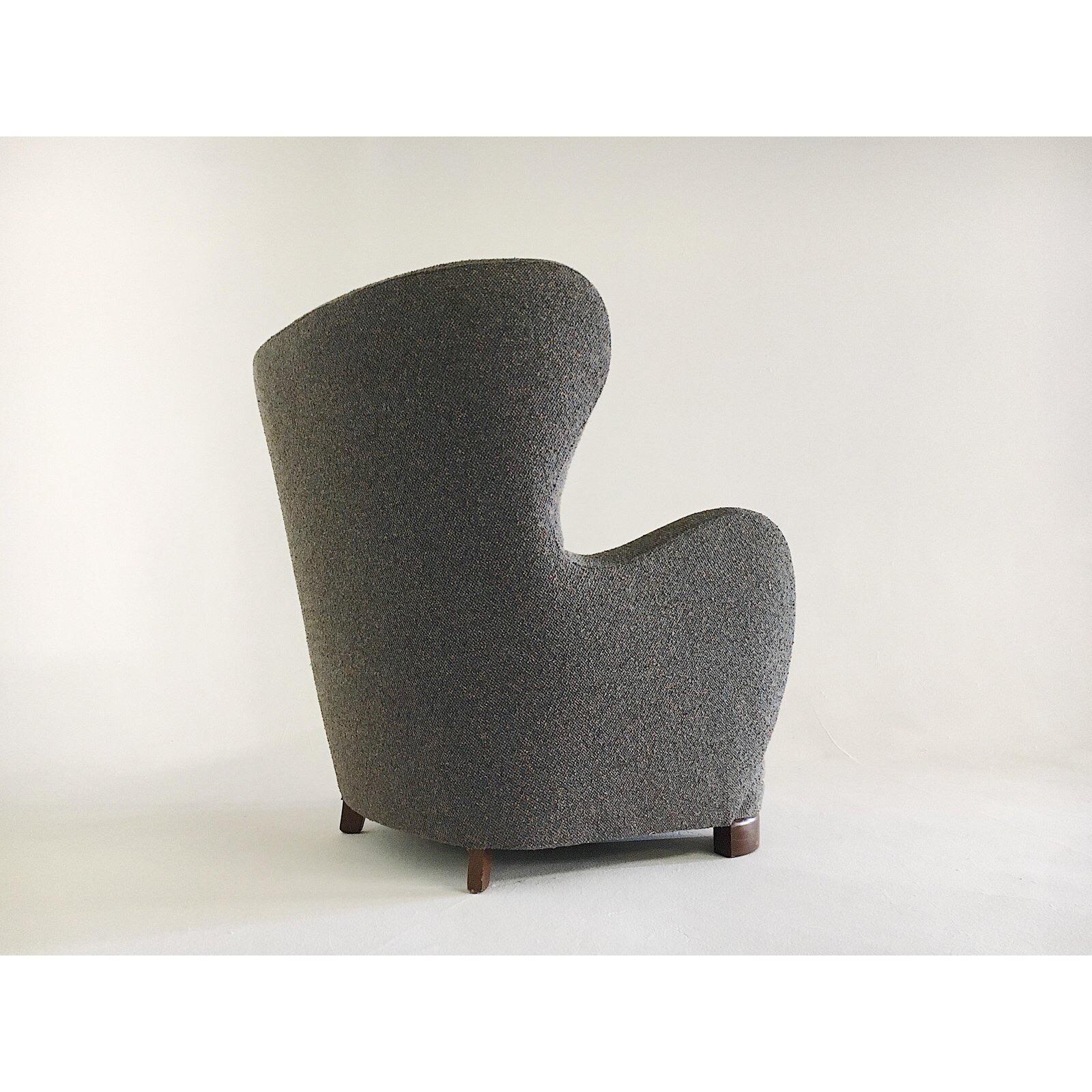 Flemming Lassen Attributed Lounge Chair in Boucle and Beech (Skandinavische Moderne)
