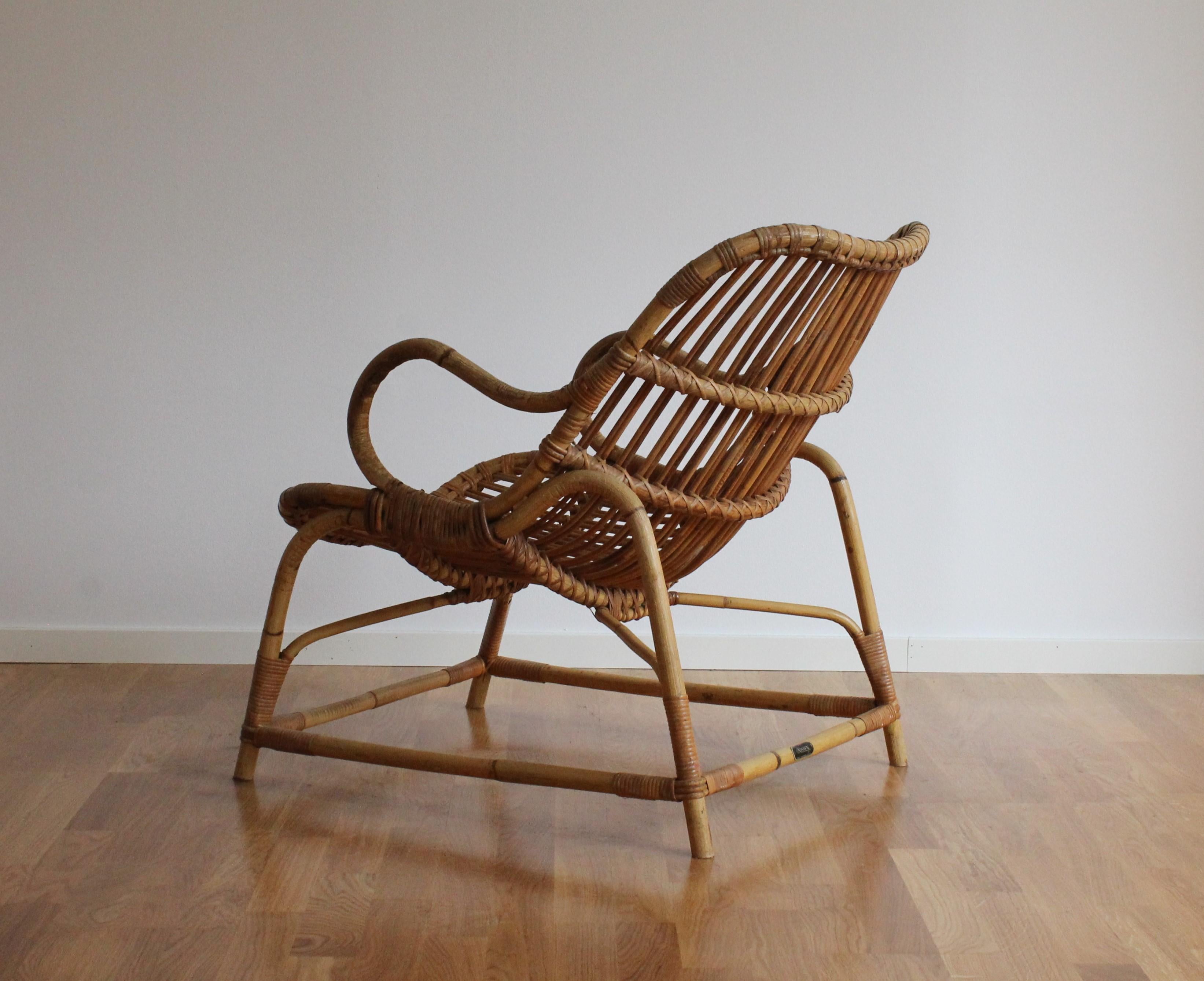 Scandinavian Modern Flemming Lassen, Early Lounge Chair, Bamboo, Cane, E. V. A. Nissen & Co., 1940s