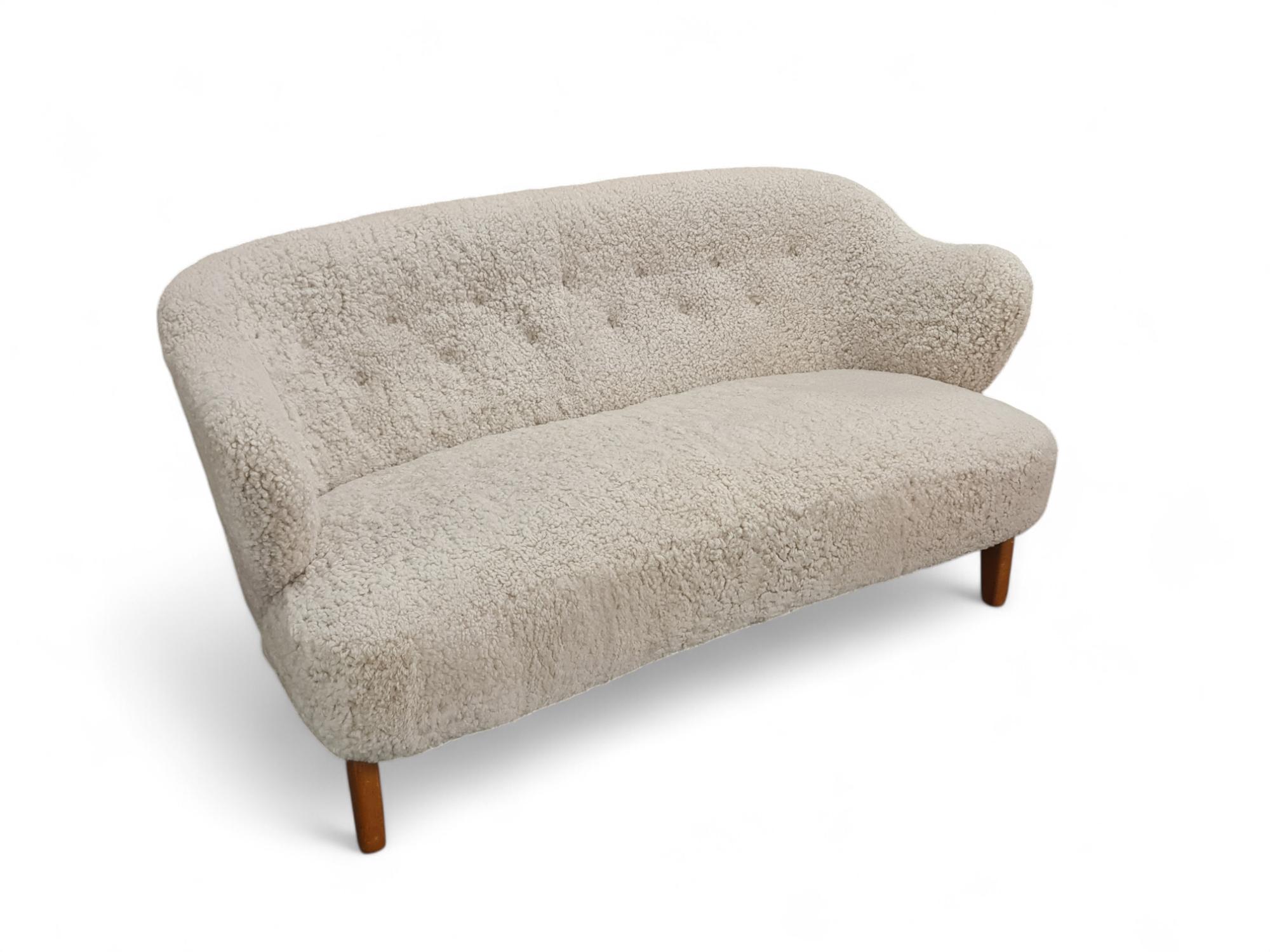 Sofá Flemming Lassen Ingeborg de haya y piel de oveja lisa beige, Asko Años 50 en venta 1