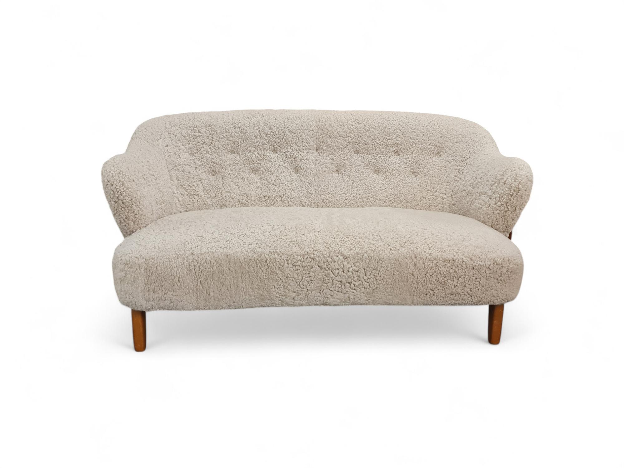 Sofá Flemming Lassen Ingeborg de haya y piel de oveja lisa beige, Asko Años 50 en venta 2