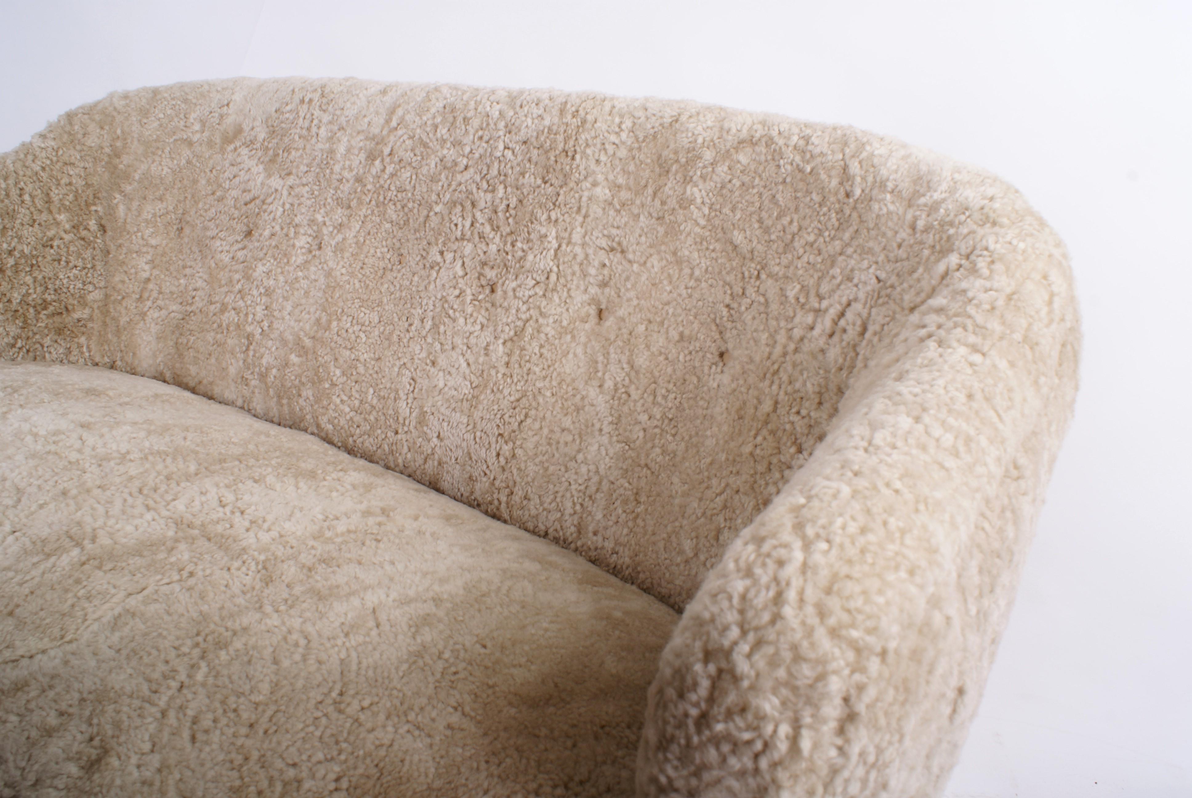Metà XX secolo Divano in pelle di pecora beige di Flemming Lassen, anni '40 in vendita