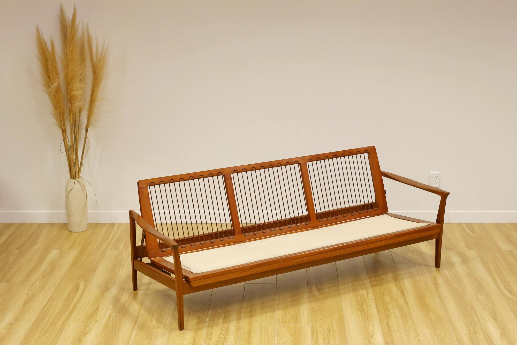 FLER 'FLERMONT' DAYBED. New upholstery .  For Sale 12