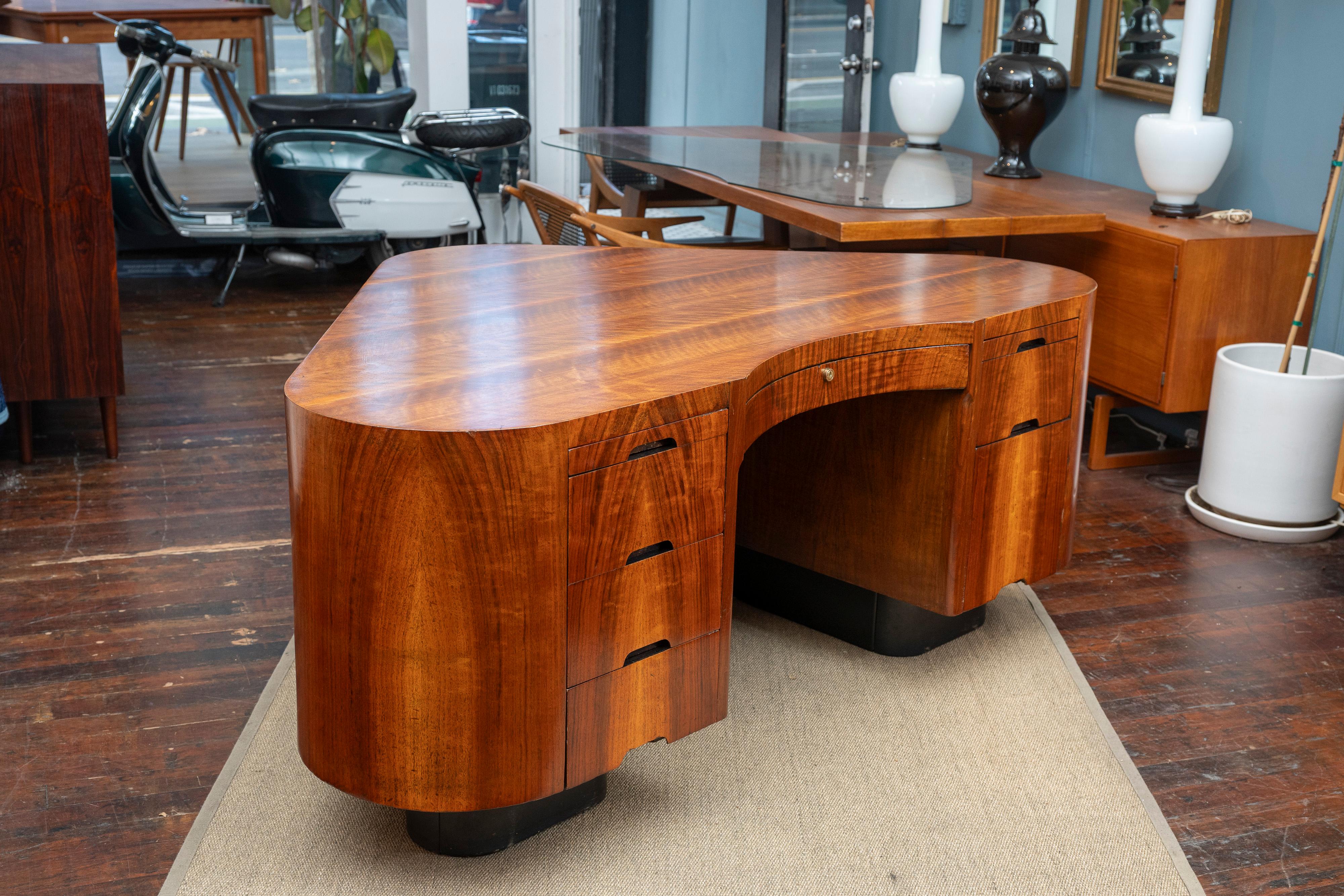 Scrivania Fletcher Aviation Disegnata da Frank Fletcher per Hughes Aircraft in vendita 1