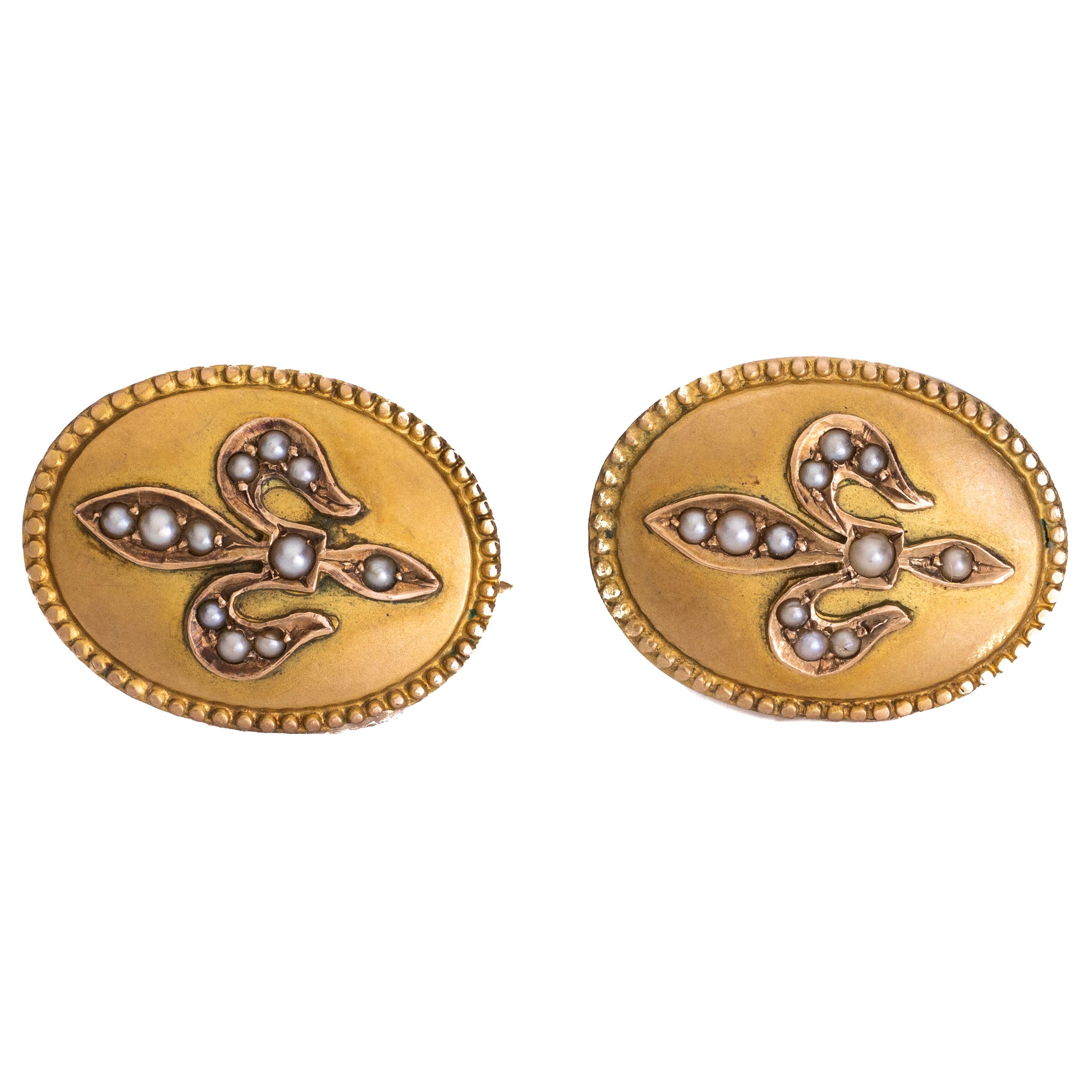 Fleur-de-Lis Earrings in 14 Karat Gold For Sale