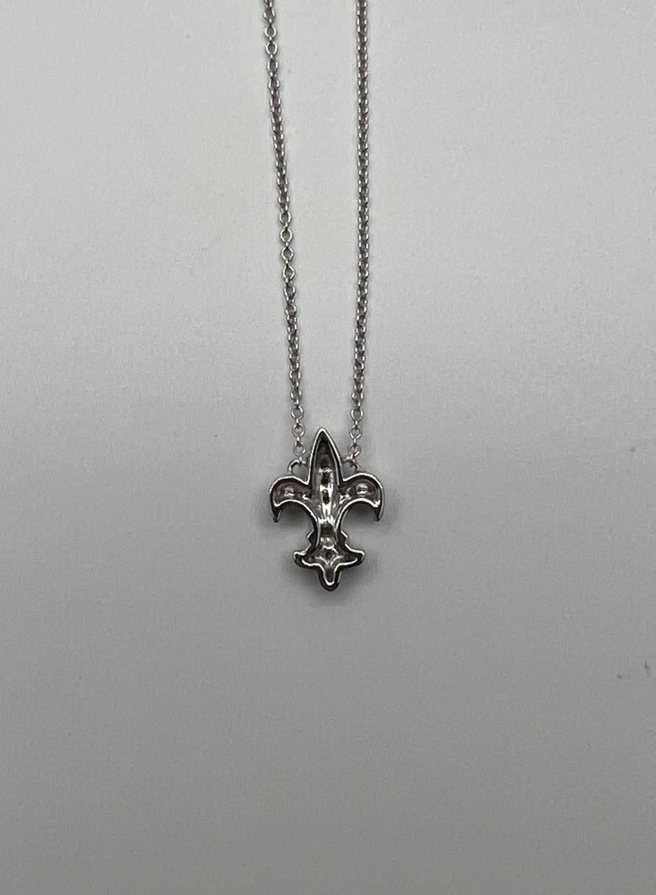 Mixed Cut Fleur-de-lis Symbol Lily Floral Flower Diamond Motif White Gold Pendant Necklace For Sale