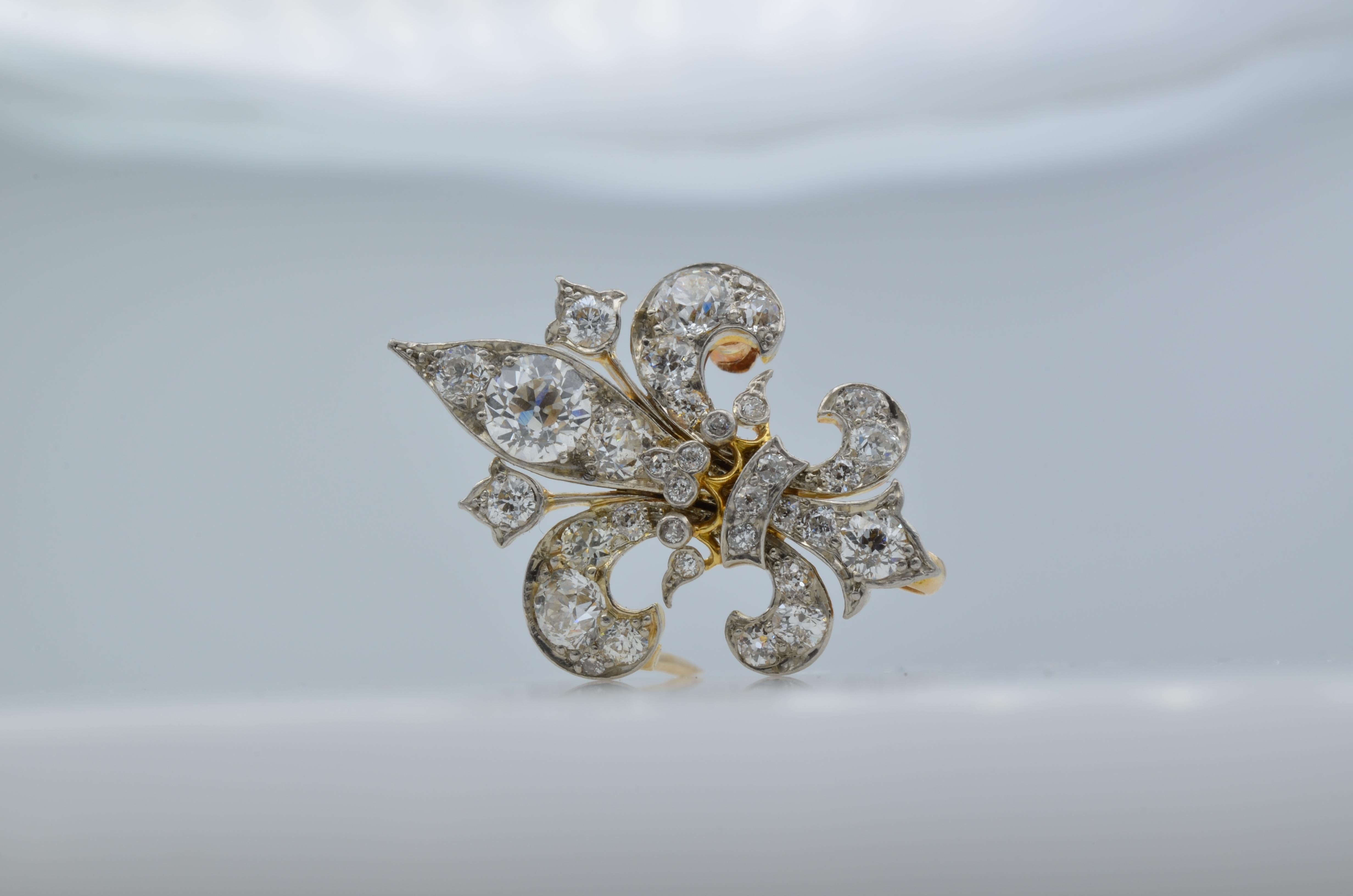 Early Victorian Fleur de Lys Old Mine Cut Diamond Gold Brooch From Fraser