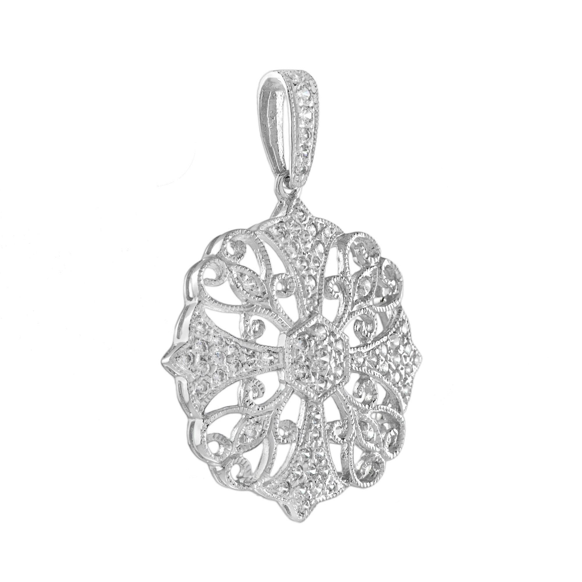 Édouardien Pendentif filigrane Fleur en or blanc 14 carats et diamants en vente