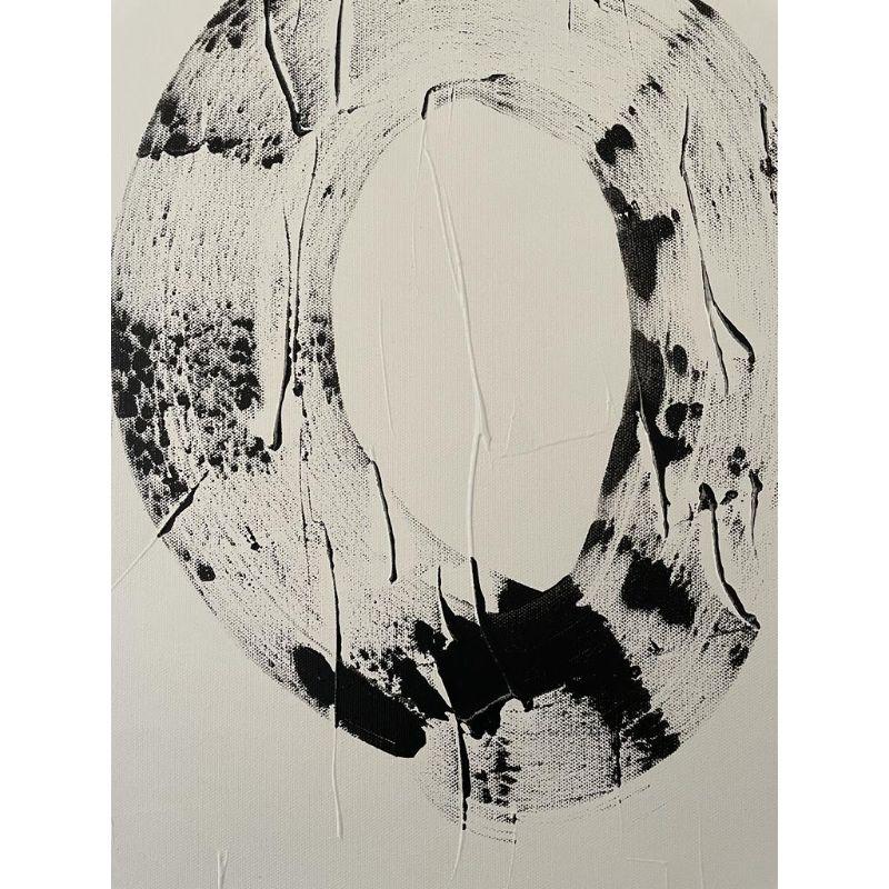 Circle Formation 1 By Fleur Park [2022]

Fleur Park is influenced by the push and pull of her country life vs her old city life. The juxtaposition of these two is seen in most of her work. The fields that surround her in her country life and in her