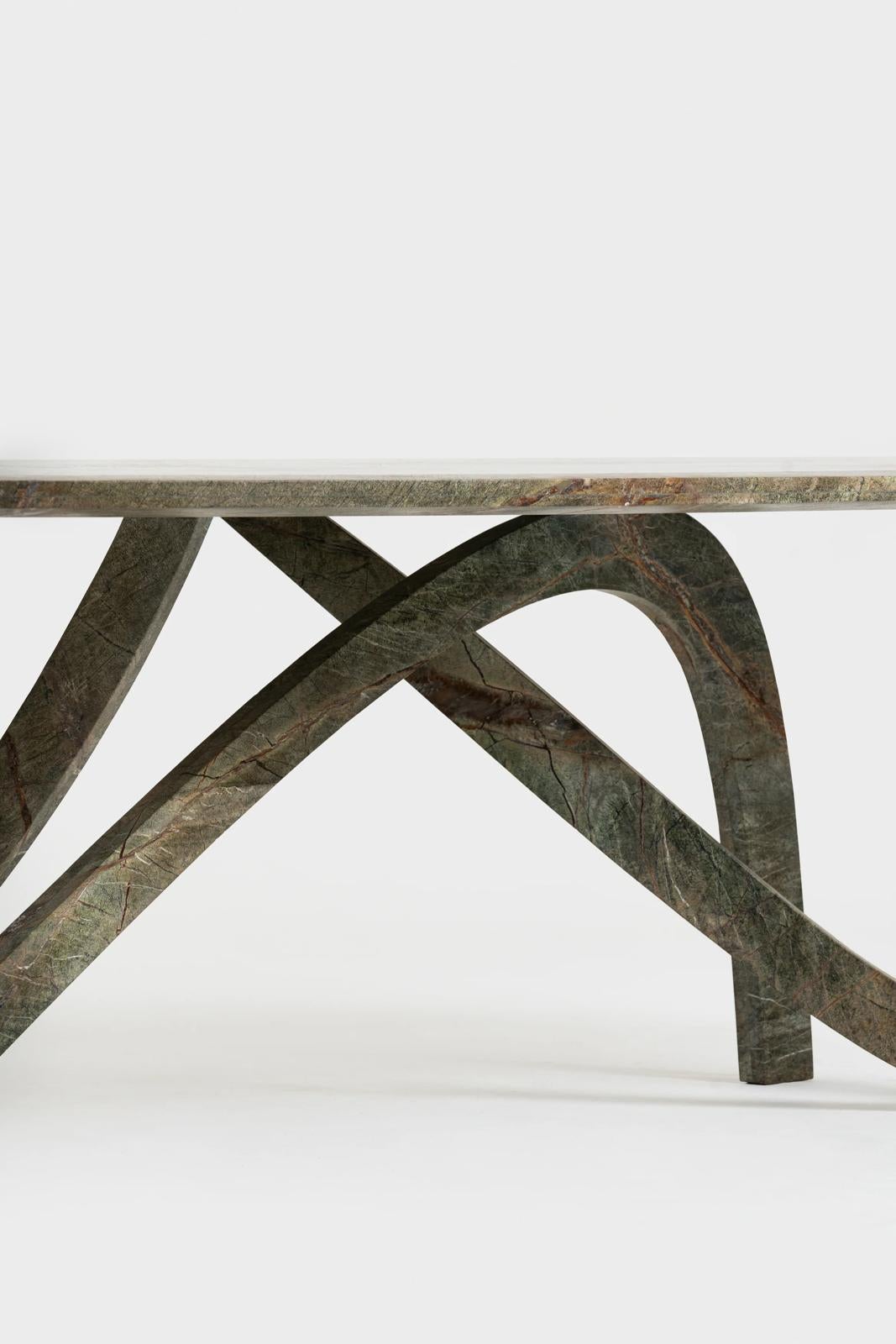 Moderne Table de salle à manger contemporaine sculpturale en marbre Fleur par dAM Atelier en vente