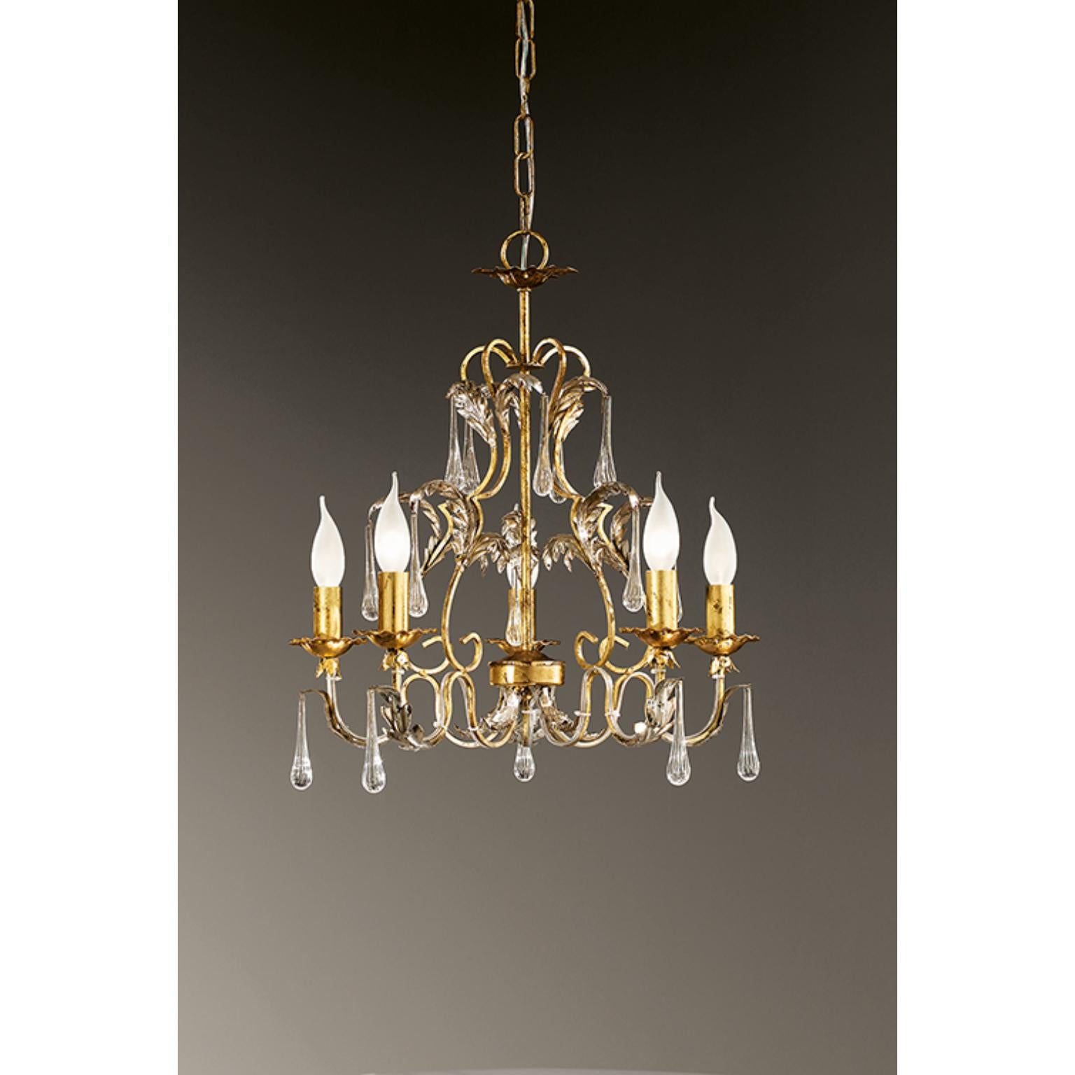 Lámpara Fleur Villa 5 de MM Lampadari
Dimensiones: Ø 50 x A 55 cm. 
Materiales: Metal y cristal.

Todas nuestras lámparas pueden cablearse según cada país. Si se vende a EE.UU., se cableará para ese país, por ejemplo. Póngase en contacto con