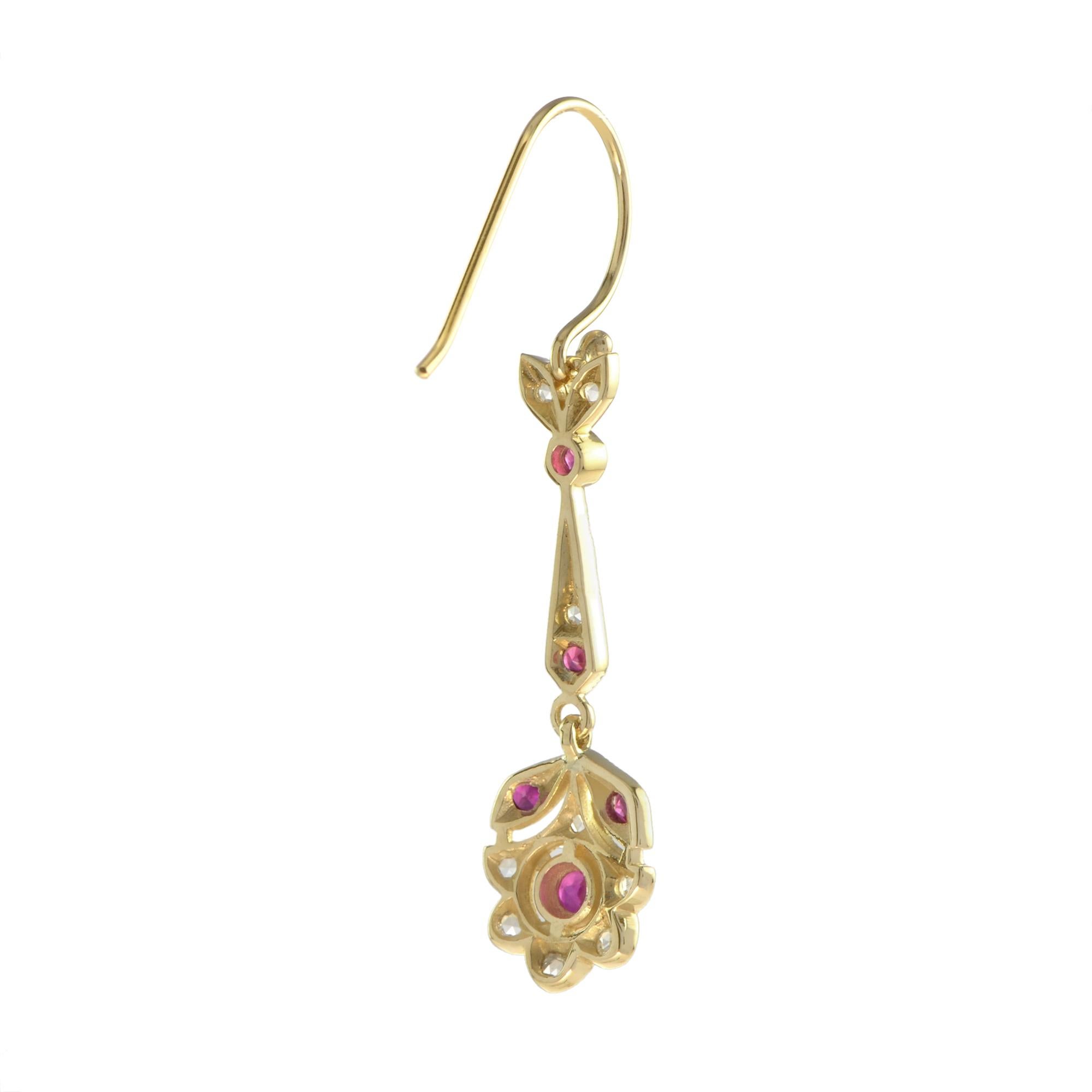 Fleur Vintage-Tropfen-Ohrringe aus 9 Karat Gelbgold mit Rubin und Diamant im Zustand „Neu“ im Angebot in Bangkok, TH