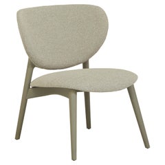 Fauteuil de salon en frêne gris Fleuron 203 de Constance Guisset