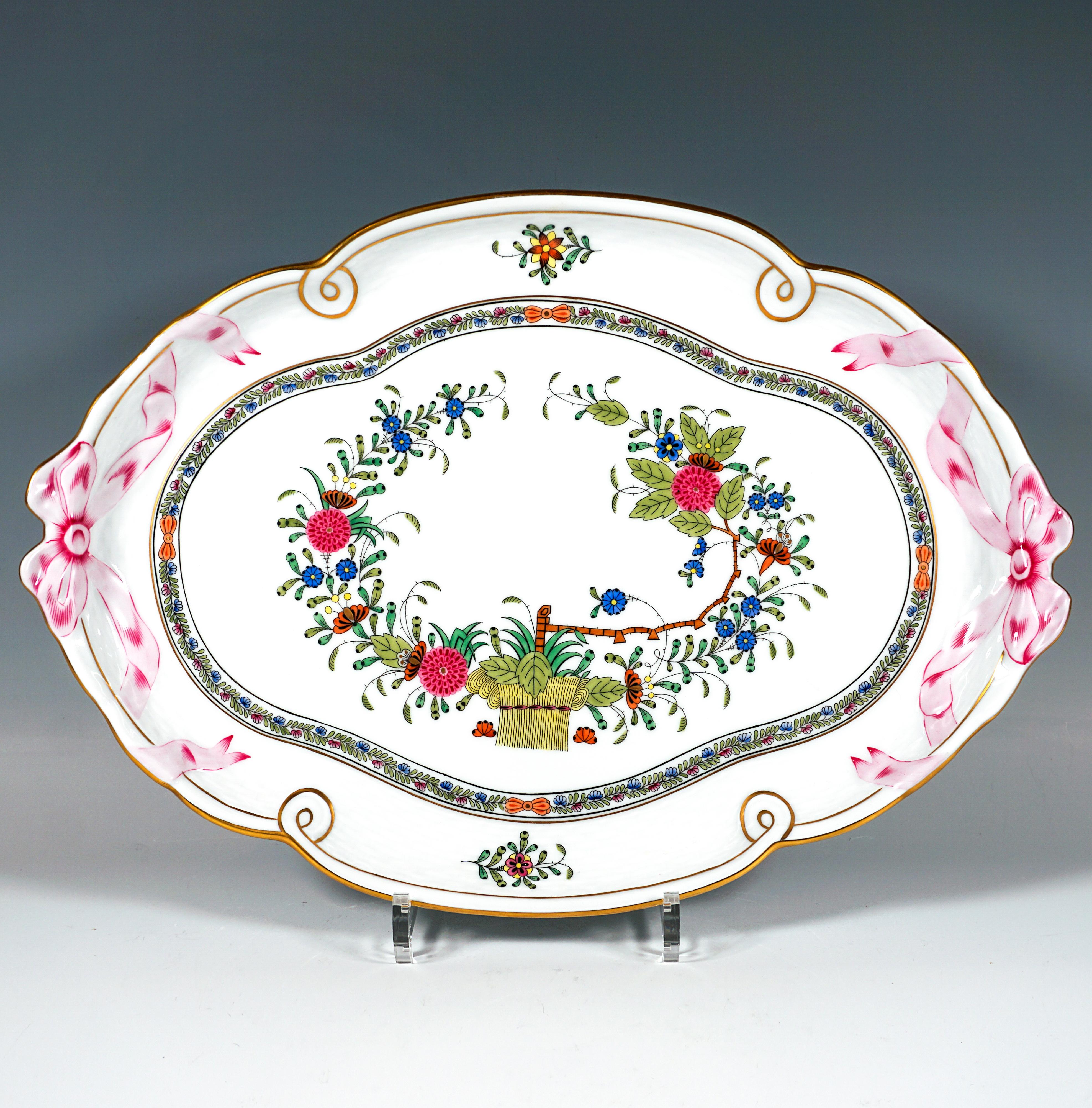 Fleurs Des Indes, Couchtisch für 8 Personen, Herend Ungarn, 20. Jahrhundert (Sonstiges)