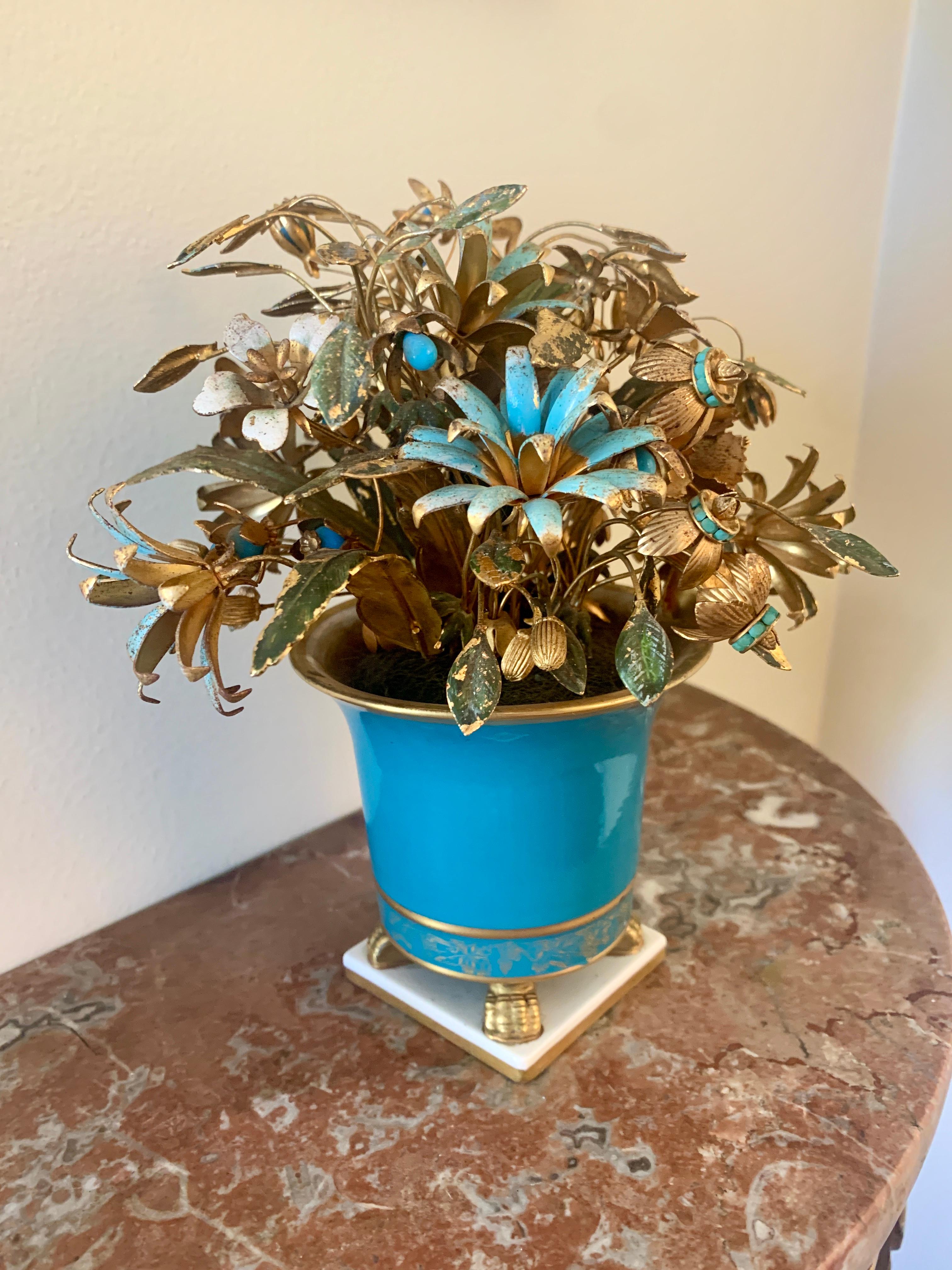 Neoclassico Bouquet di fiori smaltati Fleurs Des Siècles di Jane Hutcheson per Gorham in vendita