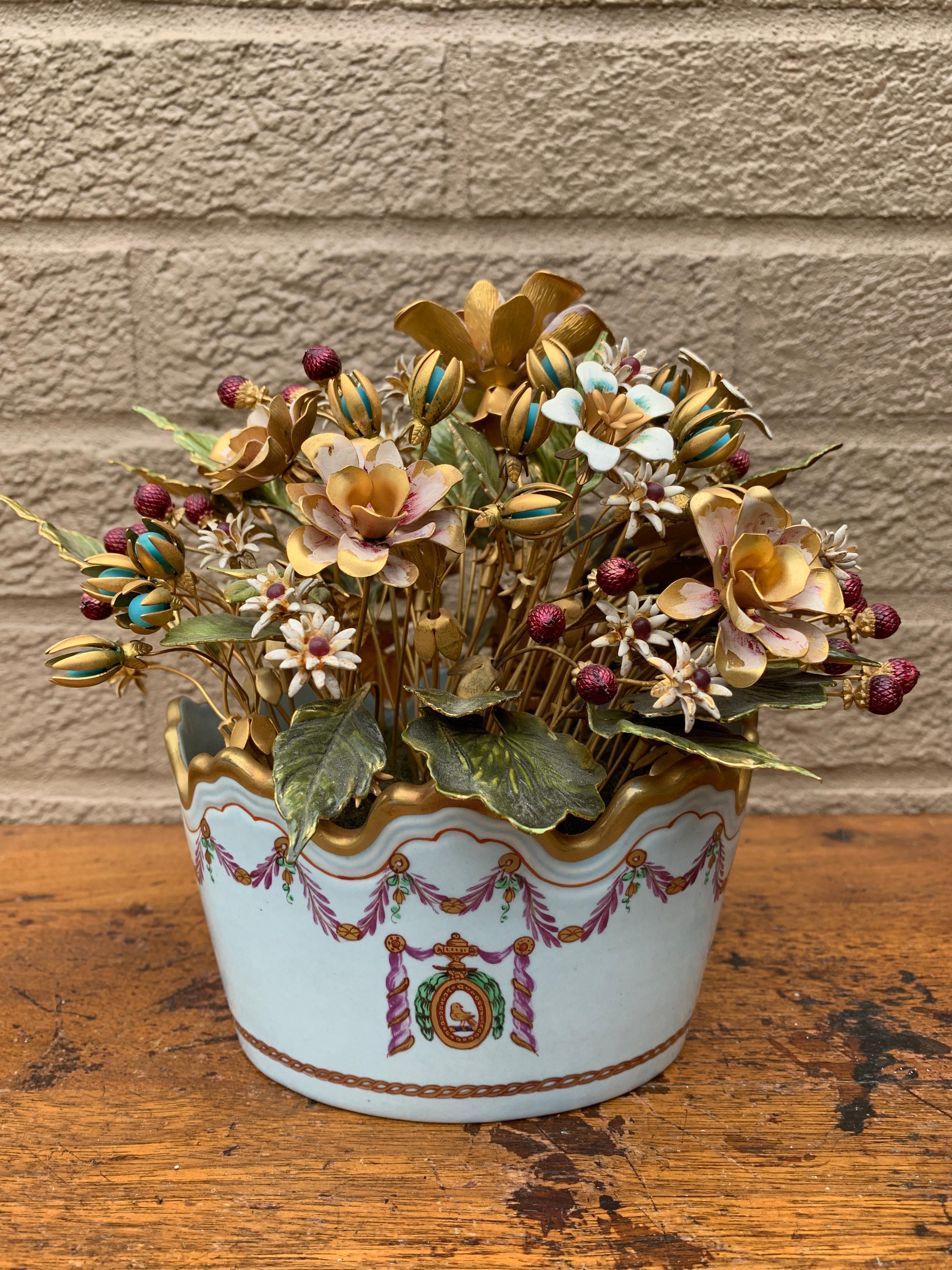 Smalto Bouquet di fiori smaltati Fleurs Des Siècles di Jane Hutcheson per Gorham in vendita