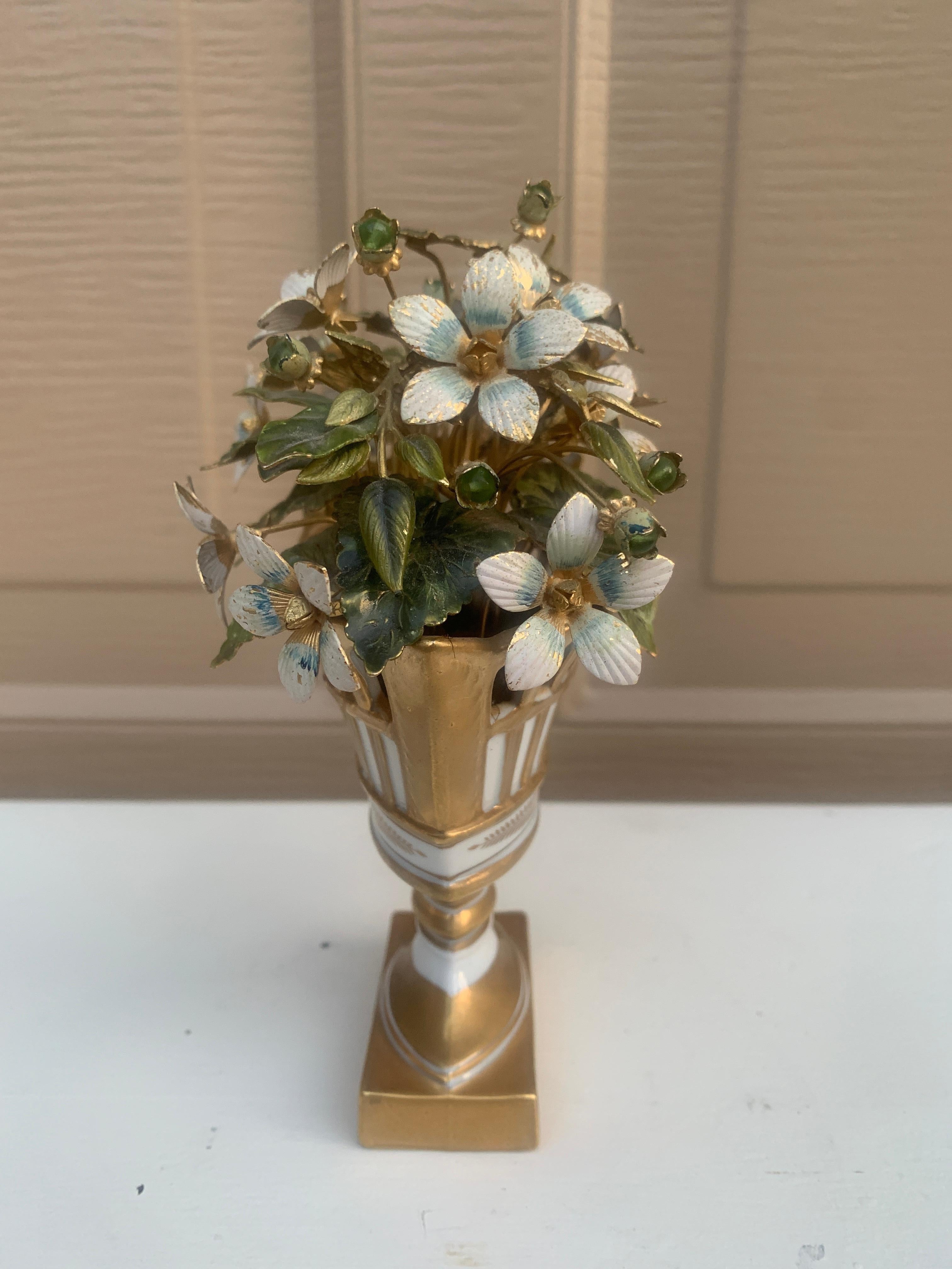 Bouquet de fleurs en émail Fleurs Des Siècles par Jane Hutcheson pour Gorham en vente 1