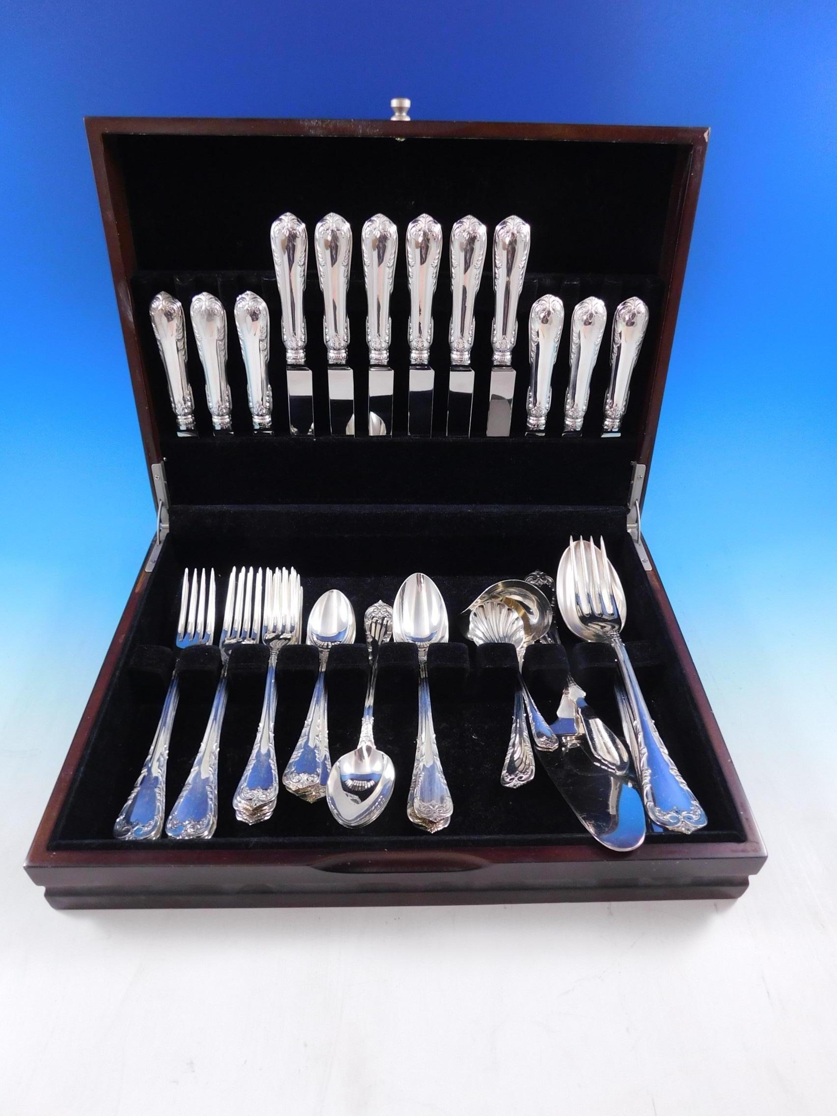 Fleury by Fortunoff Italy Sterling Silver Flatware set, 42 pieces. This set includes:

6 Luncheon Knives, 8 1/4