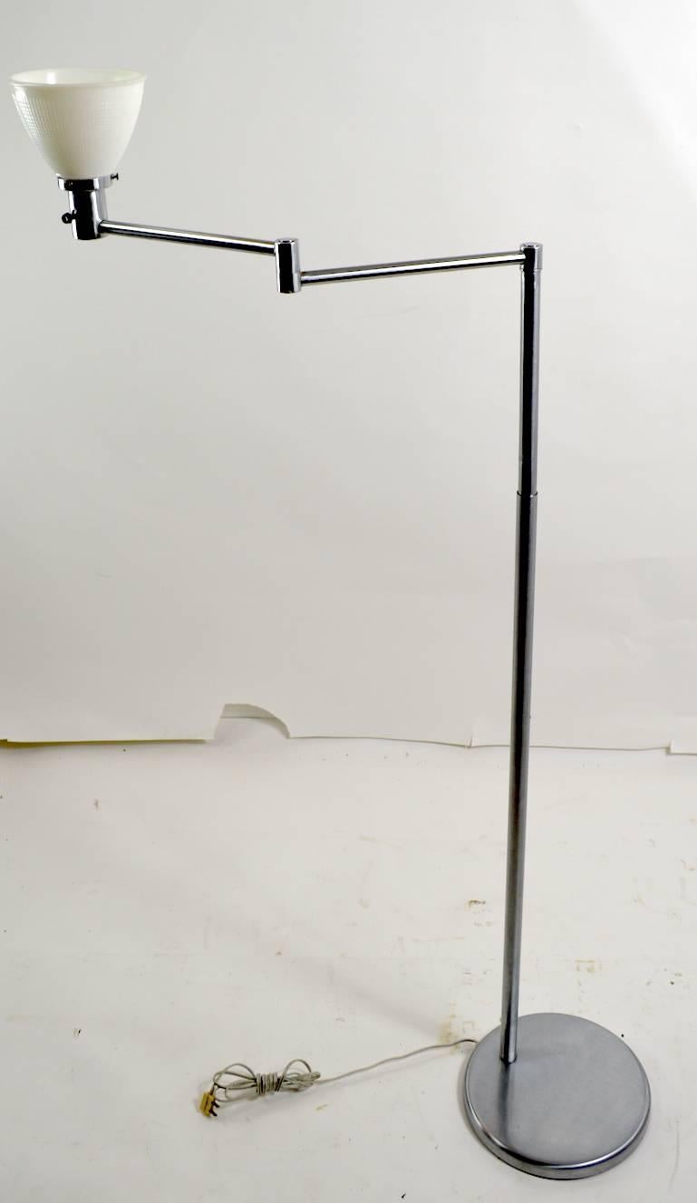 Flex Arm Floor Lamp by Walter Von Nessen In Excellent Condition In New York, NY