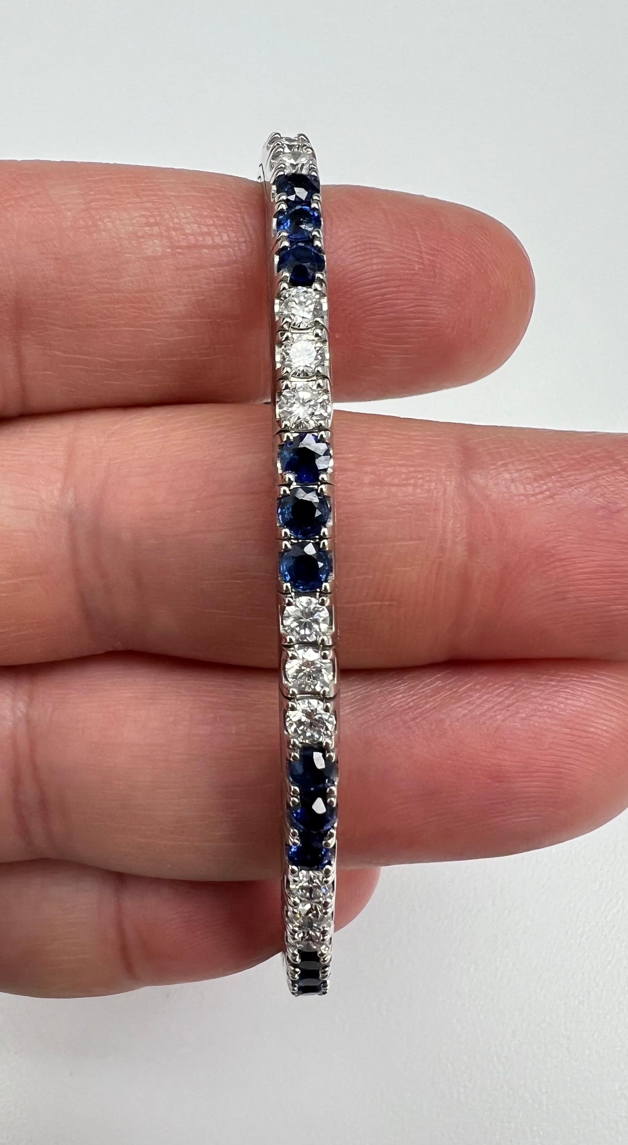 Flex Bangle Bracelet in 14k White Gold With Natural Diamonds & Blue Sapphires For Sale 1