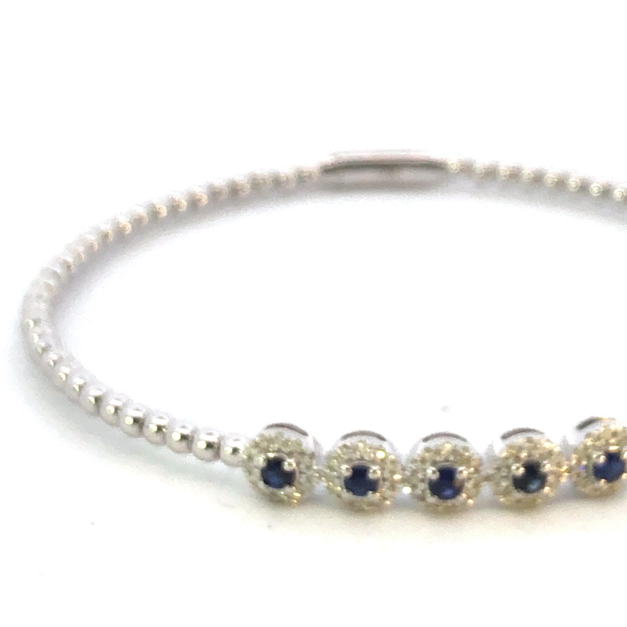 Taille brillant Bracelet jonc Flex diamant et saphir D.35ct S.40ct 14kwg en vente