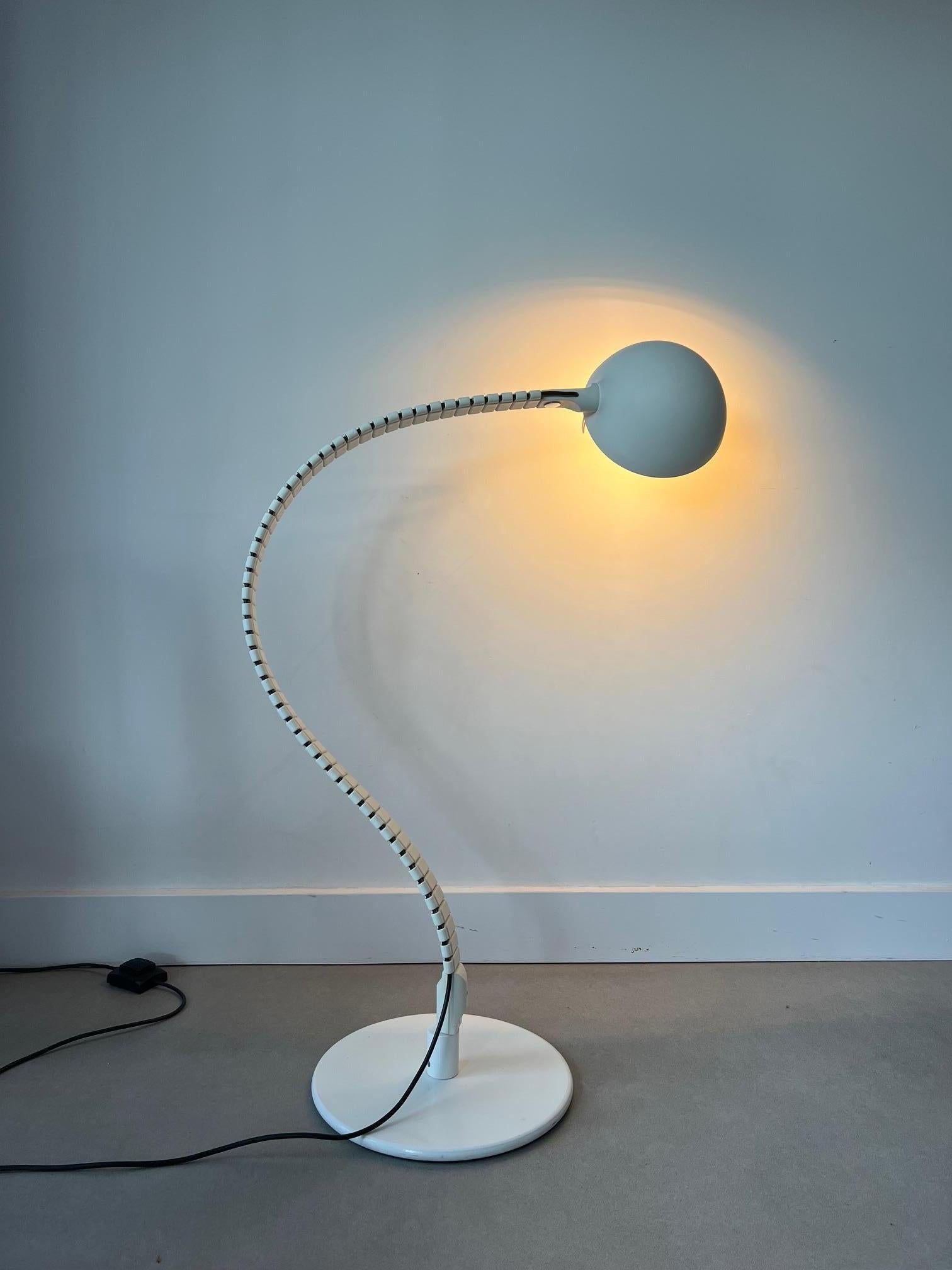 Flex-floorlamp by Elio Martinelli 60's In Good Condition In GOOR, NL