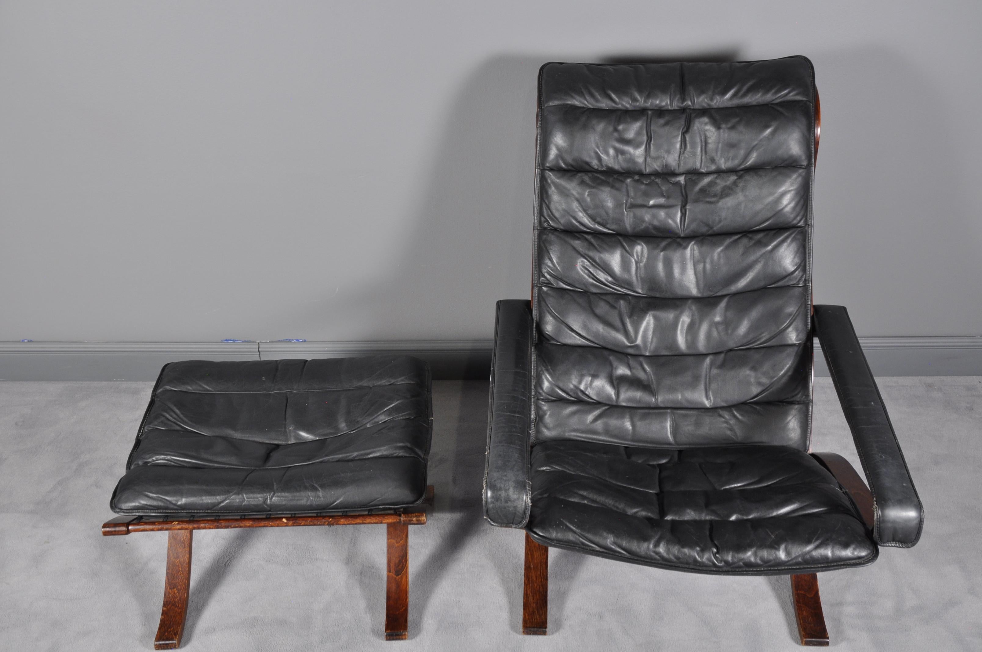 Leather Flex Lounge Chair and Ottoman by Ingmar Relling for Westnofa, 1960s For Sale
