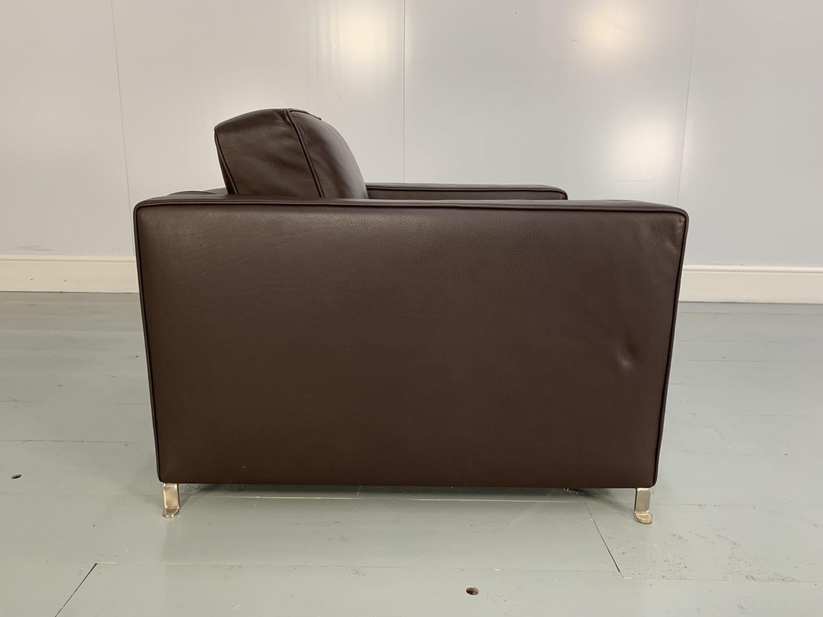 Flexform “Bob” Movement Armchair in Dark Brown Leather In Good Condition For Sale In Barrowford, GB
