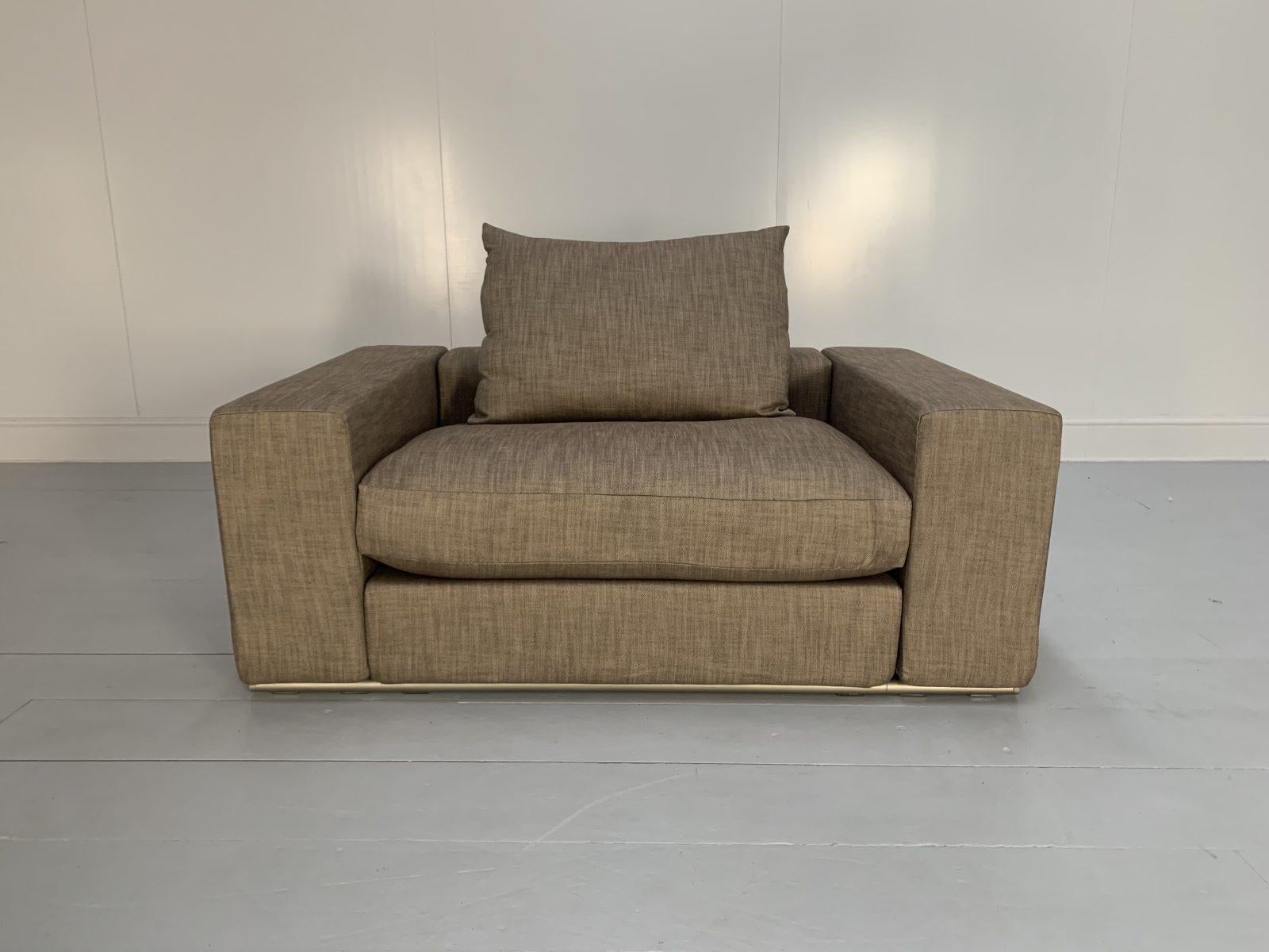 Flexform “Groundpiece” Sofa & 2 Armchair Suite, in Woven Linen For Sale 5