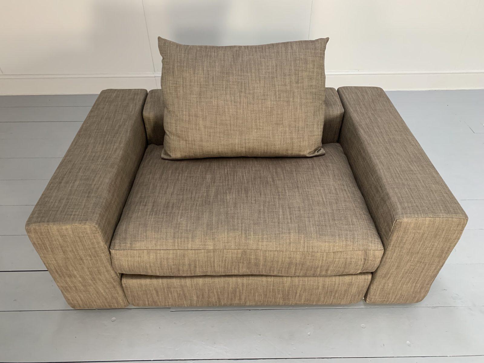 Flexform “Groundpiece” Sofa & 2 Armchair Suite, in Woven Linen For Sale 7