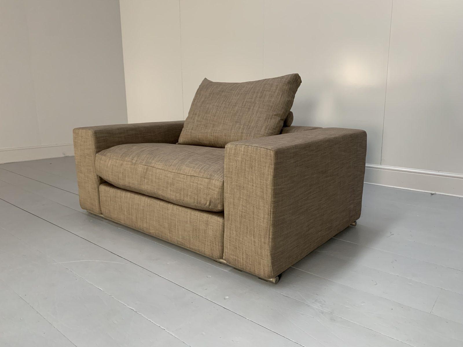 Flexform “Groundpiece” Sofa & 2 Armchair Suite, in Woven Linen For Sale 8