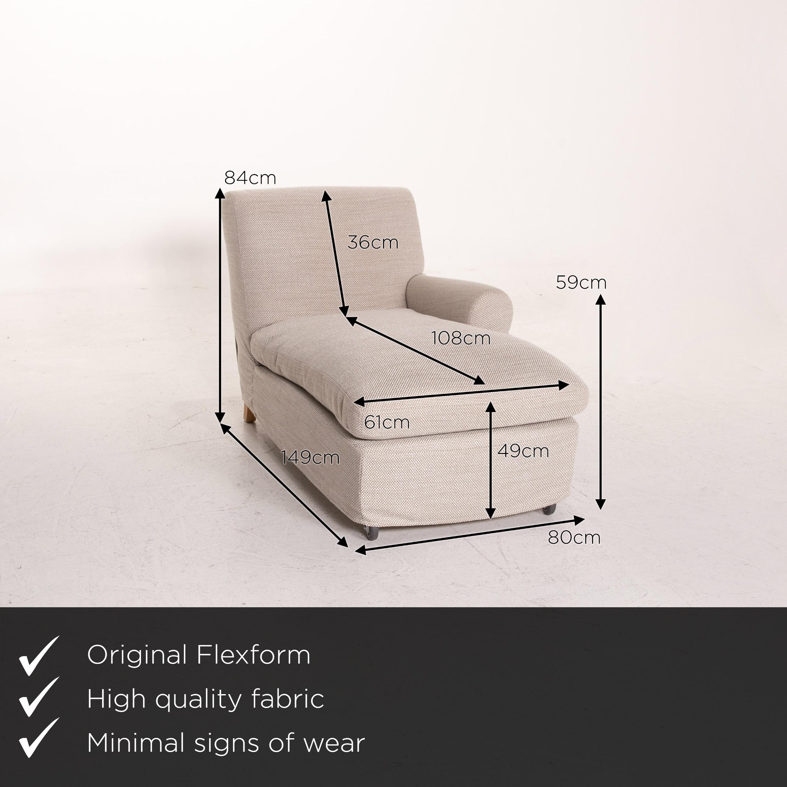 We present to you a Flexform Nonnamaria fabric lounger beige gray-beige chaise longue Dormeuse.

 

 Product measurements in centimetres:
 

 depth: 149
 width: 80
 height: 84
 seat height: 49
 rest height: 59
 seat depth: 108
 seat