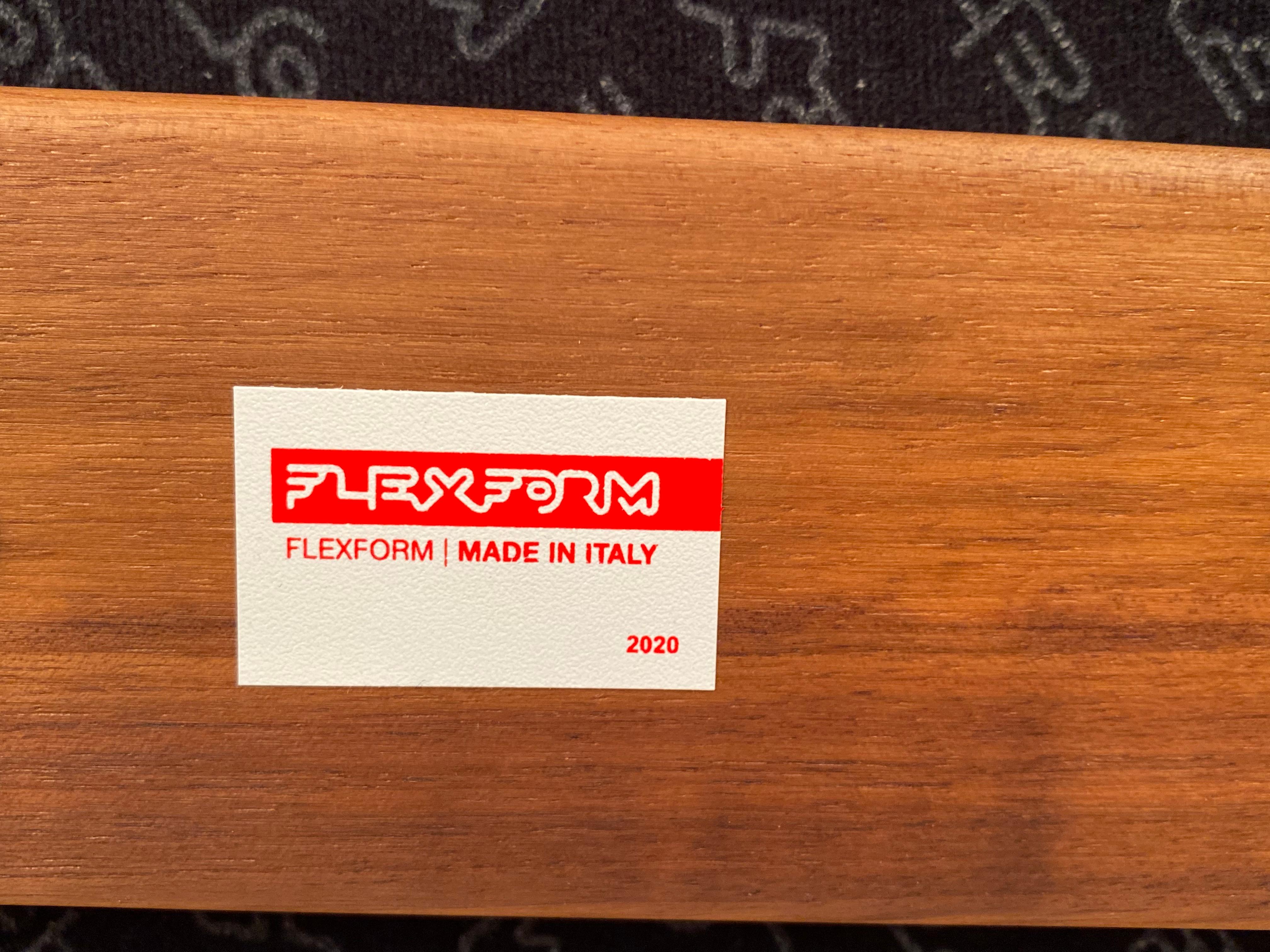 Poltrone Flexform Ortigia in corda di pelle nera intrecciata a mano su massello di noce in vendita 1