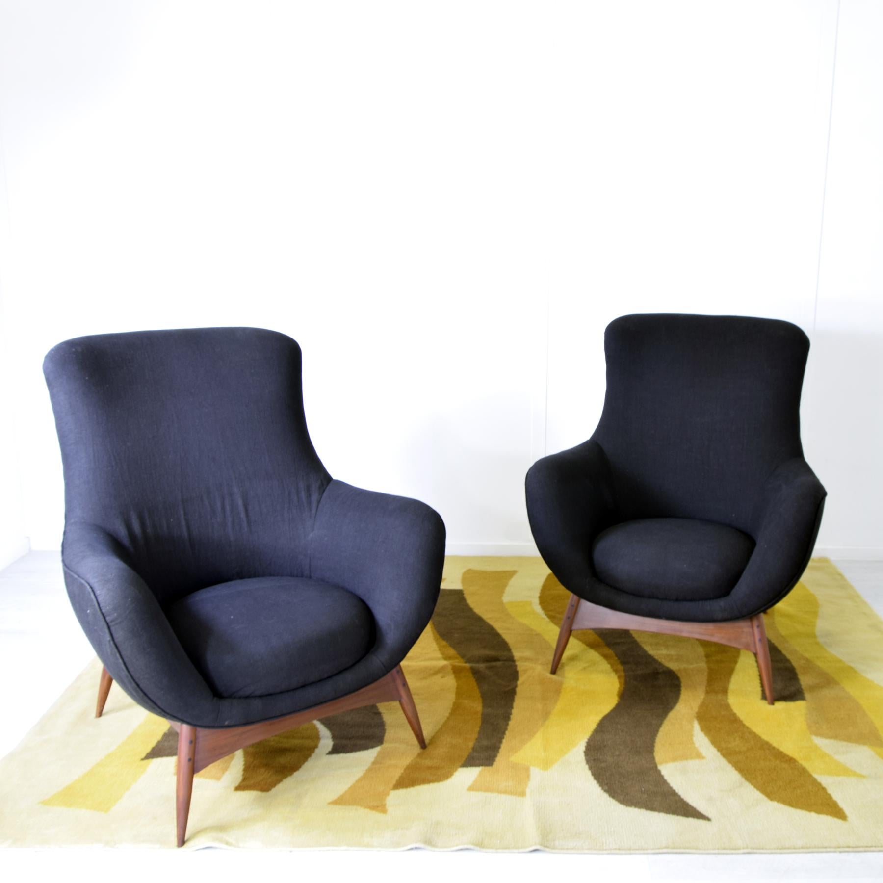 Flexform set of two armchairs 1950s For Sale 2