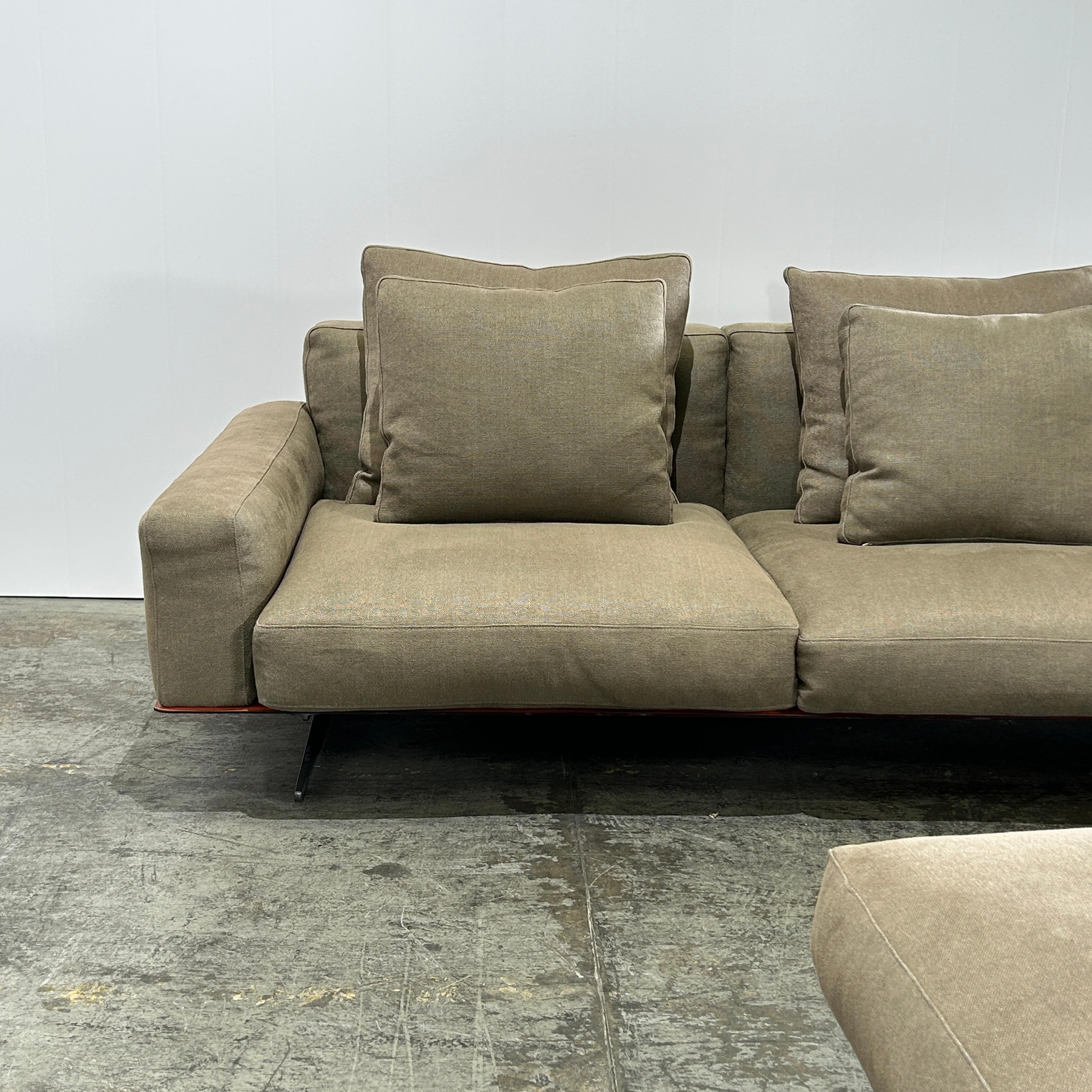Flexform Soft Dream Three Seater Sofa & Ottoman For Sale 4