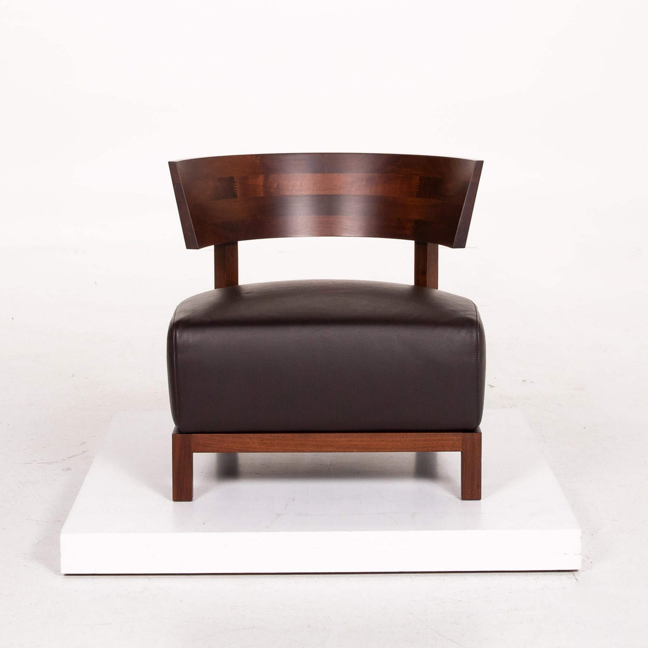 Italian Flexform Thomas Wood Leather Armchair Dark Brown Antonio Citterio Chair For Sale