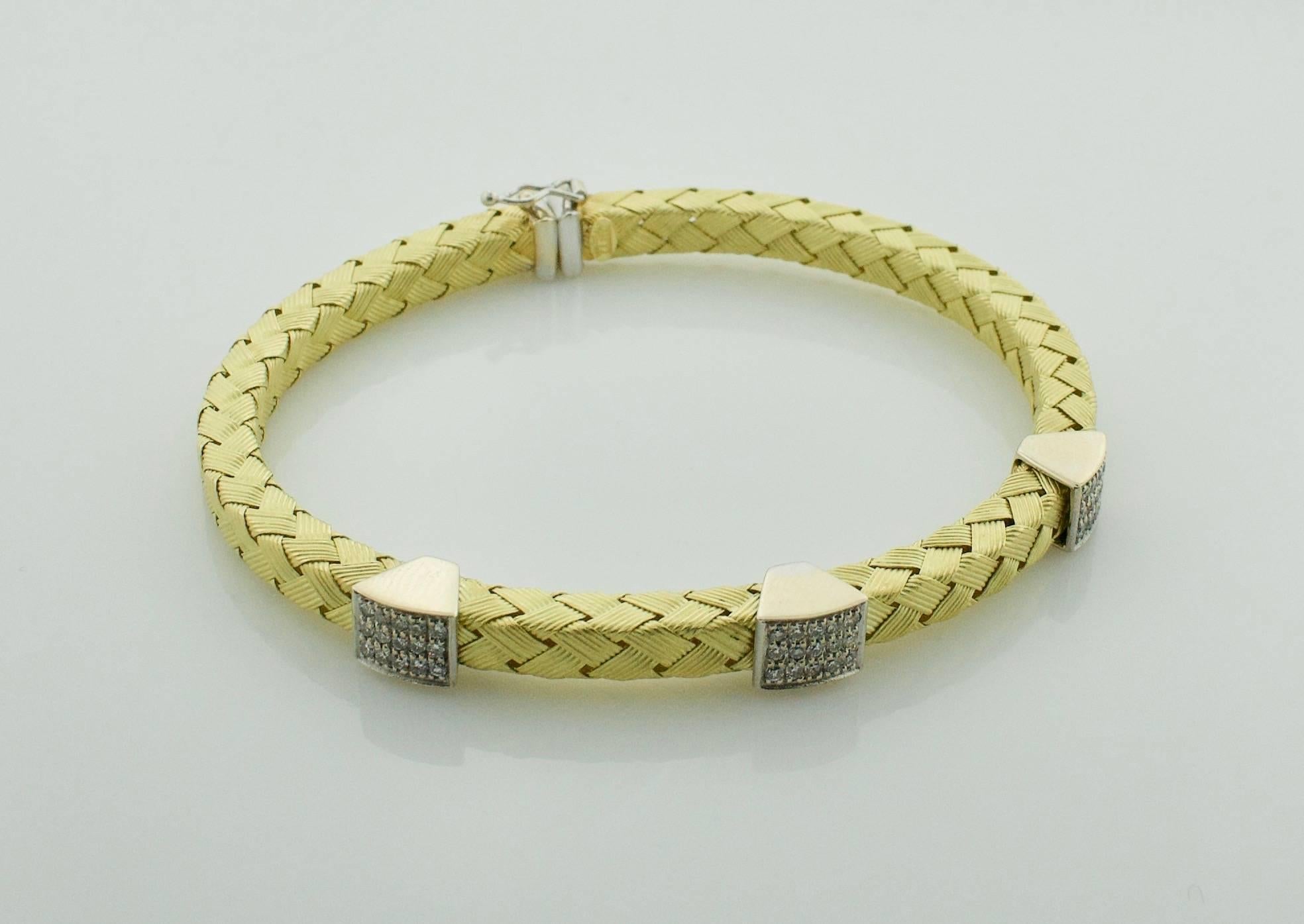 Flexible Diamond 18k Yellow Gold Bracelet
Forty Five Round Brilliant Cut Diamonds weighing .35 carats approximately [GH VVS-VS1]
In Perfect Condition