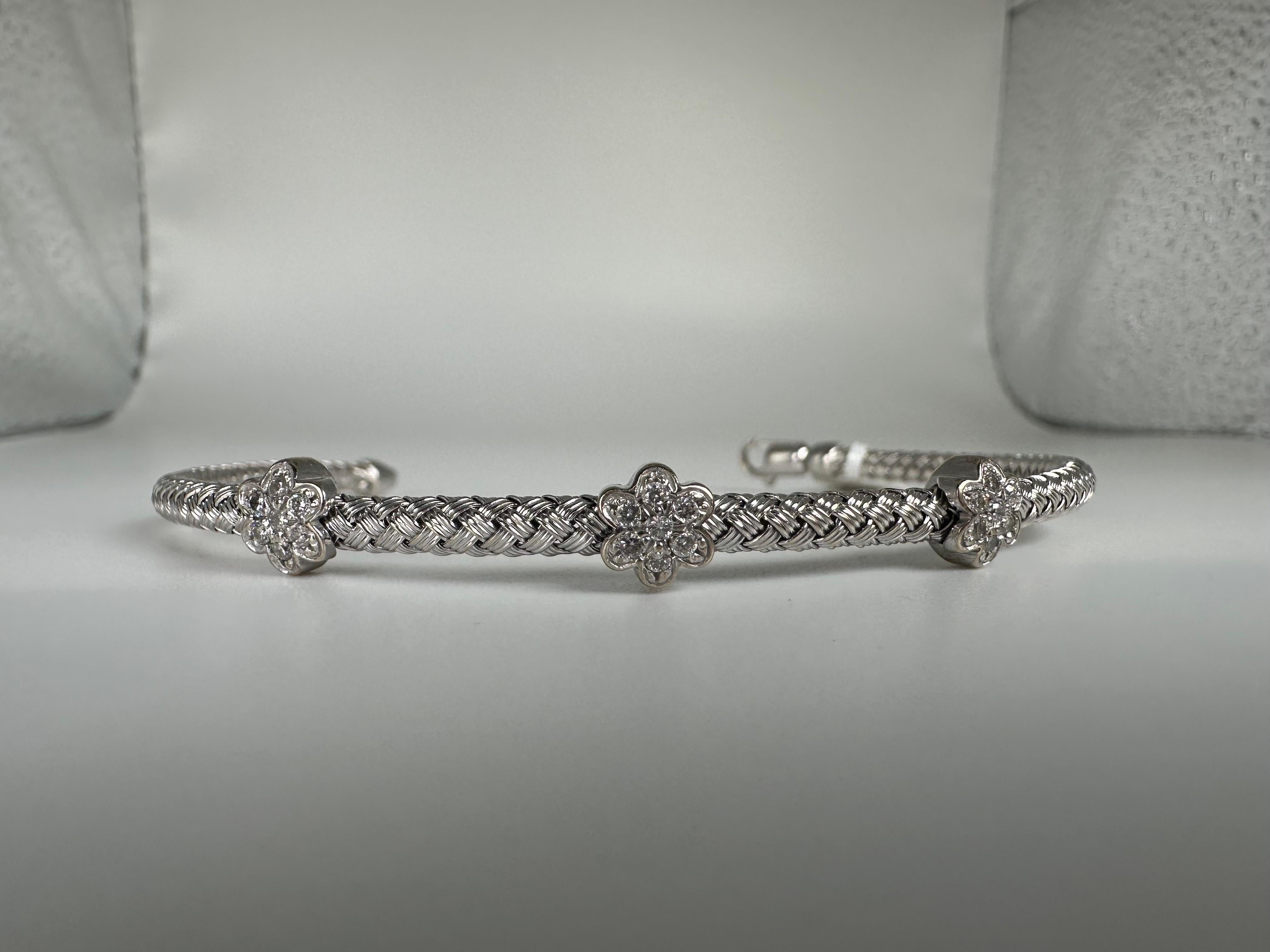Beautiful workmanship, this bracelet is stuinning with sparkling diamonds, made in 14KT white gold with fleixible design and very comfortable approach!

METAL: 14KT white gold
NATURAL DIAMOND(S)
Clarity/Color: VS-SI/G
Carat:0.21ct
Cut:Round