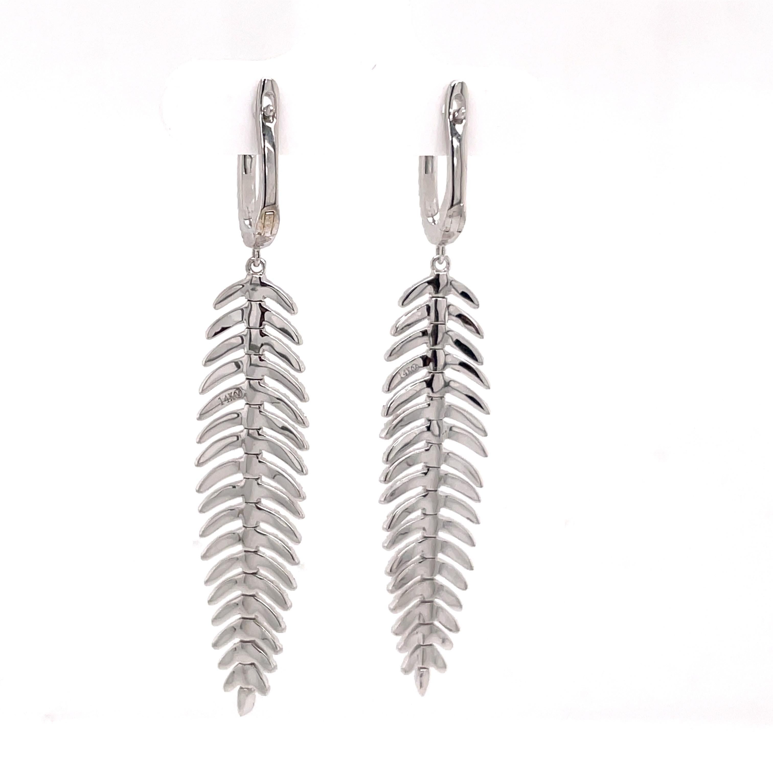 Flexible Diamond Feather Drop Earrings 1.28 Carats 14K White Gold 9.2 Grams In New Condition For Sale In New York, NY