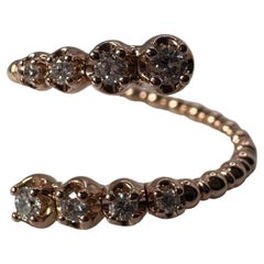 Anello con diamante flessibile in oro rosa 14 carati Innovazione del 21° secolo Wow