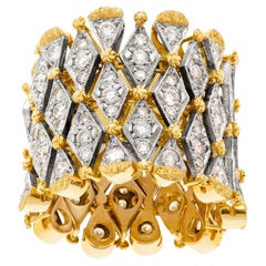Flexible Link Mesh Band with Diamonds Set in 18k Yellow Gold