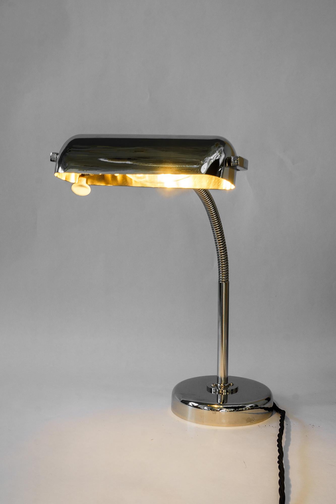 Flessibile nichelato  lampada da tavolo art deco degli anni '20 in vendita 1