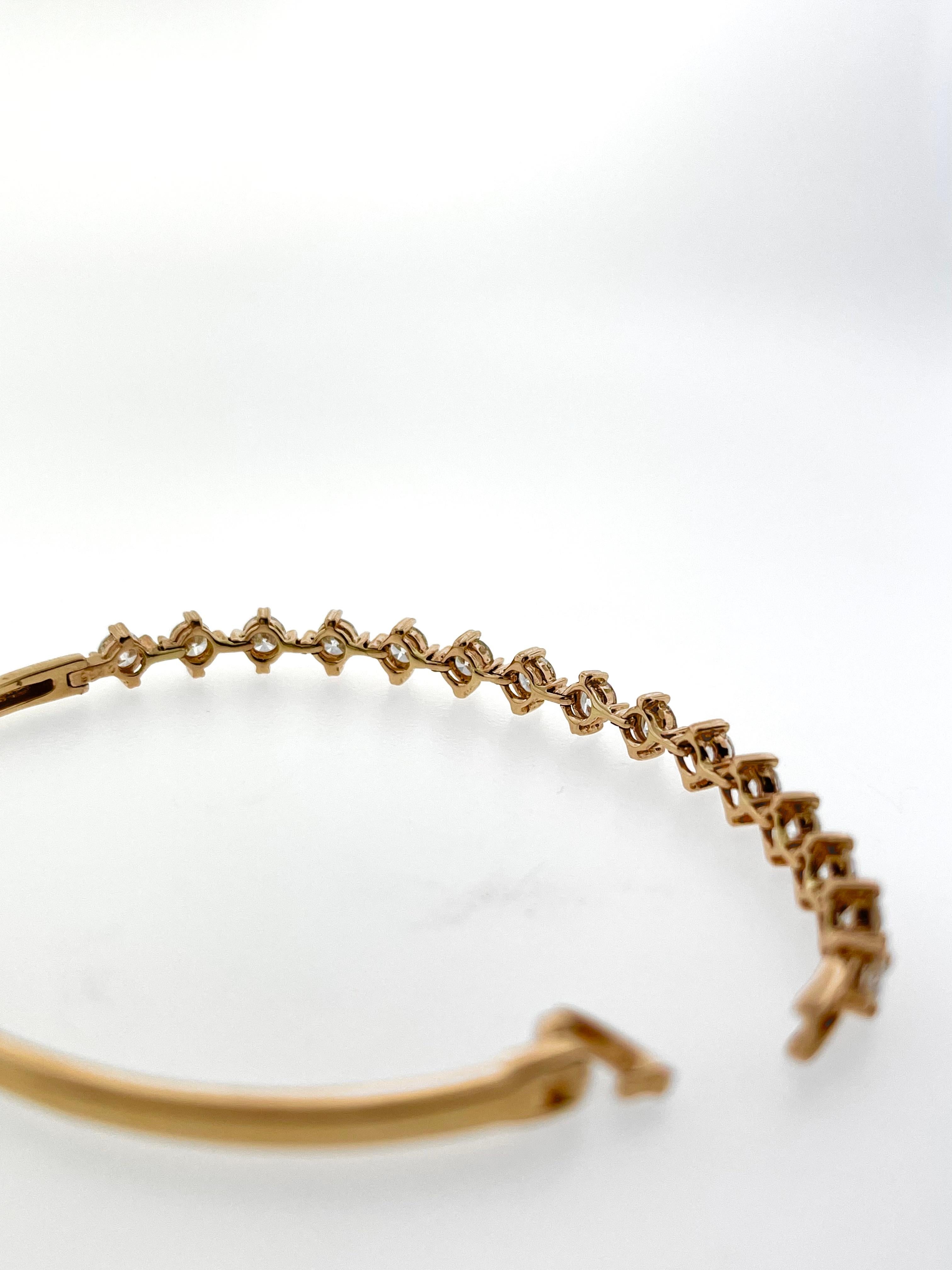 Bracelet souple en or rose et diamants Pour femmes en vente