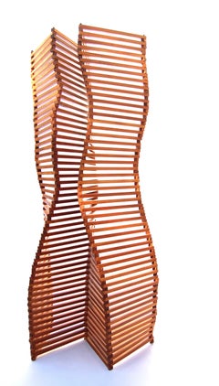 Flexible Screen in Teak