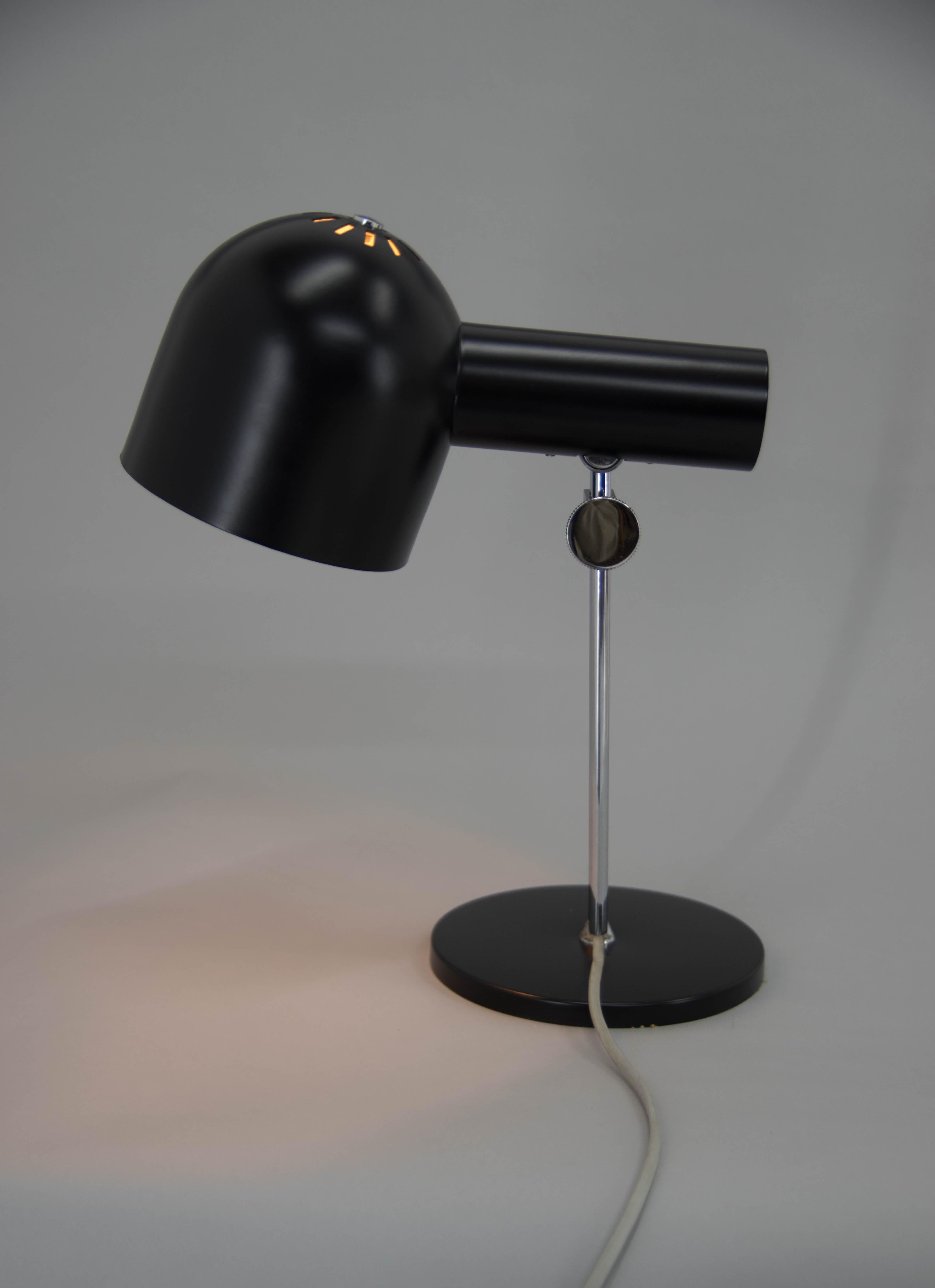Flexible Table Lamp by Napako, 1960, Restored For Sale 6