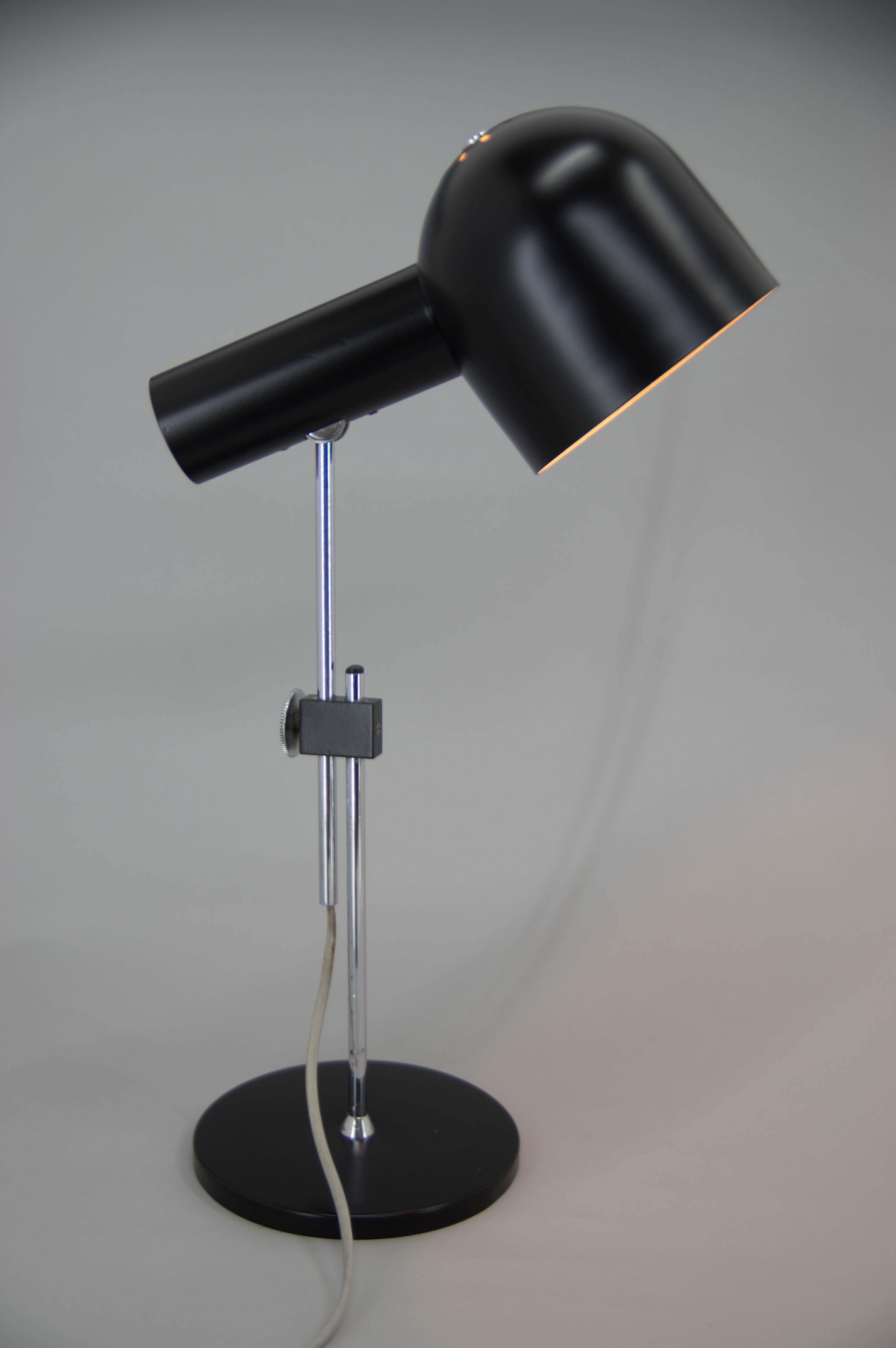 Mid-Century Modern Flexible Table Lamp by Napako, 1960, Restored For Sale