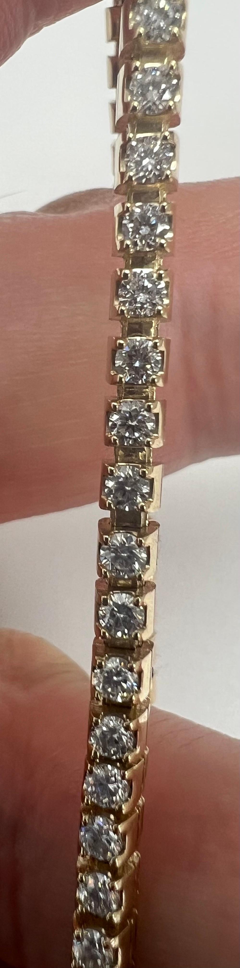 Brilliant Cut Flexible Tennis Bangle Bracelet in 14k Yellow Gold With Natural Diamonds For Sale