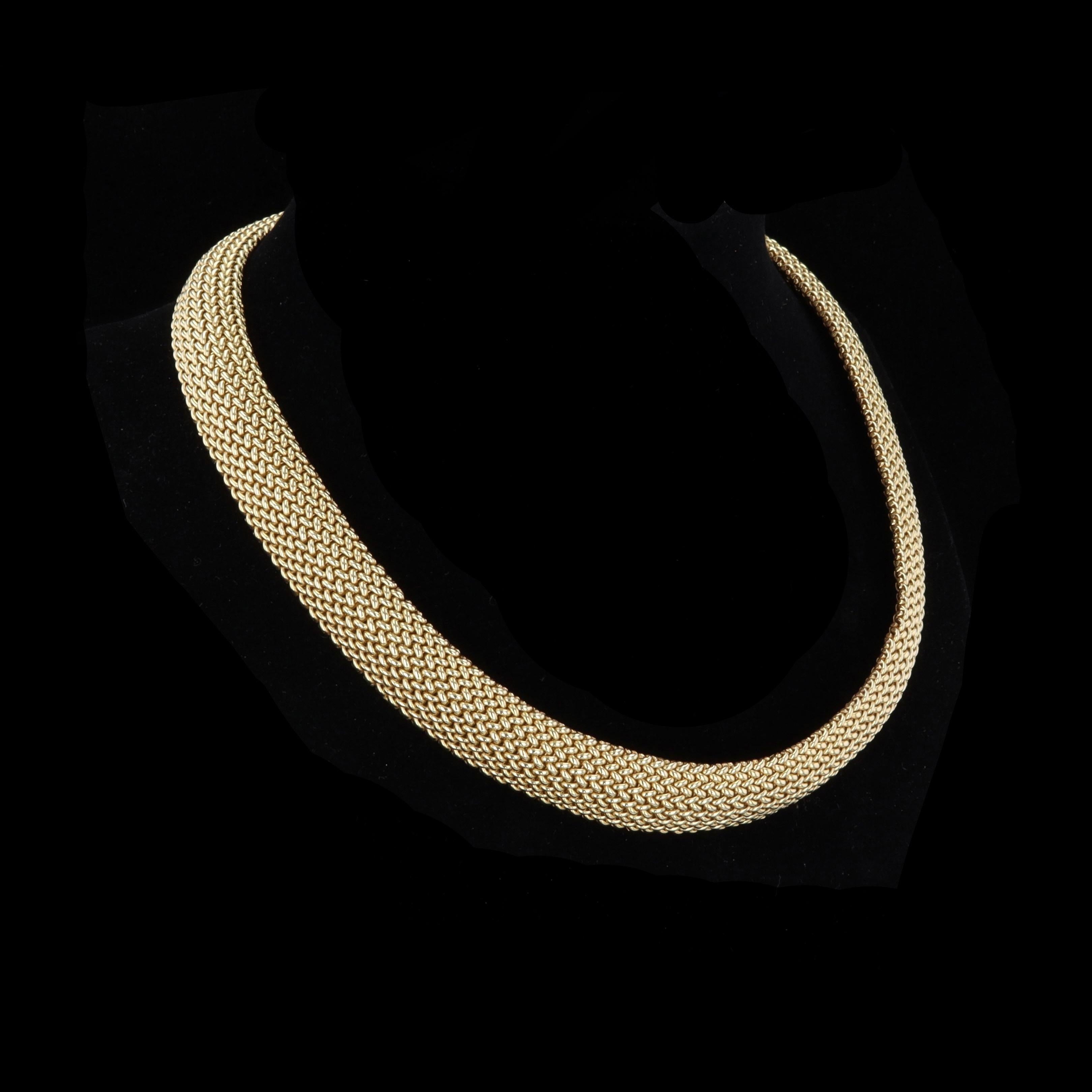 Flexible Woven 14kt Yellow Gold Estate Necklace For Sale 1