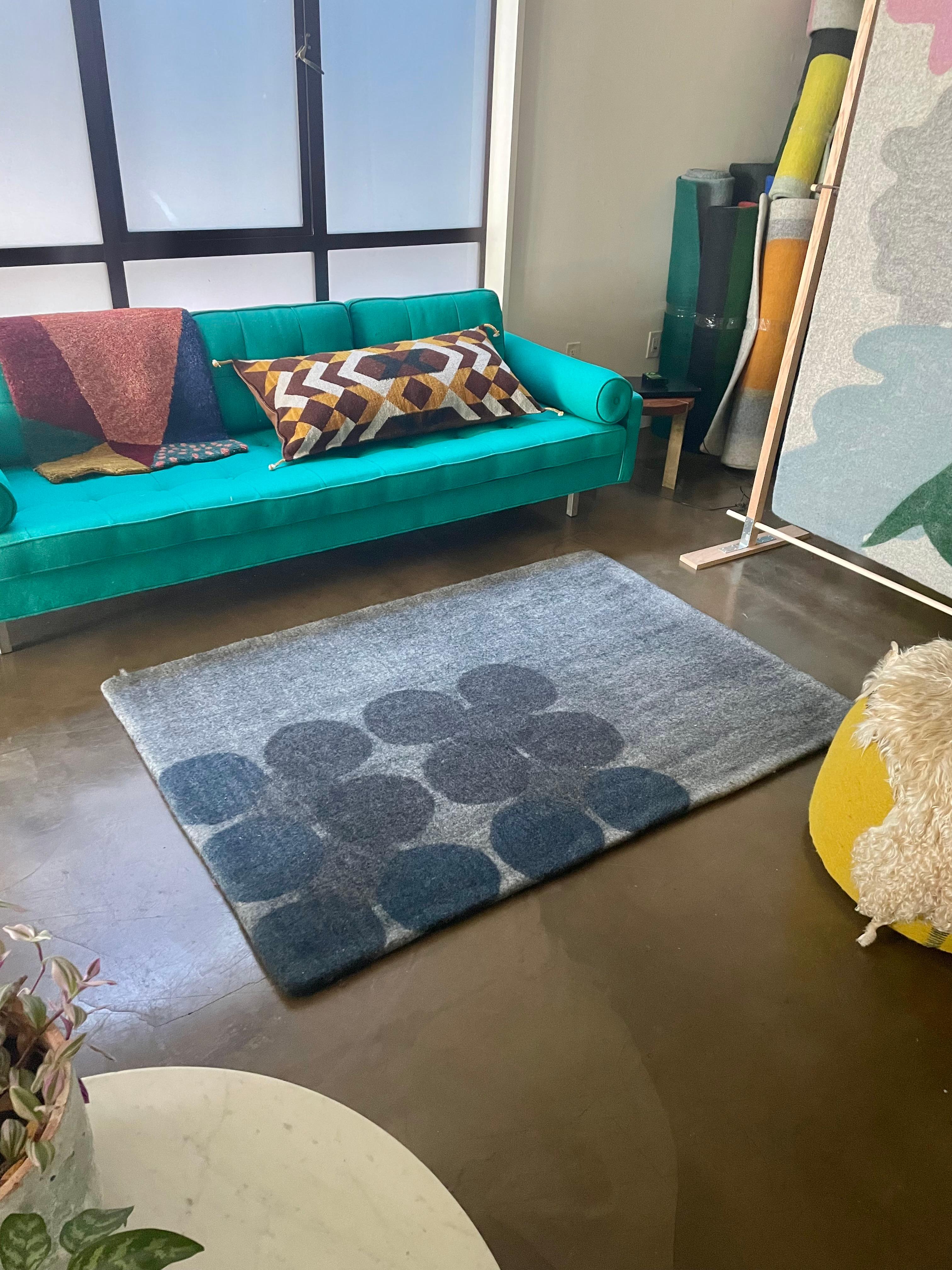 Flicker Rug Peace Industry (R) In New Condition For Sale In Oakland, CA