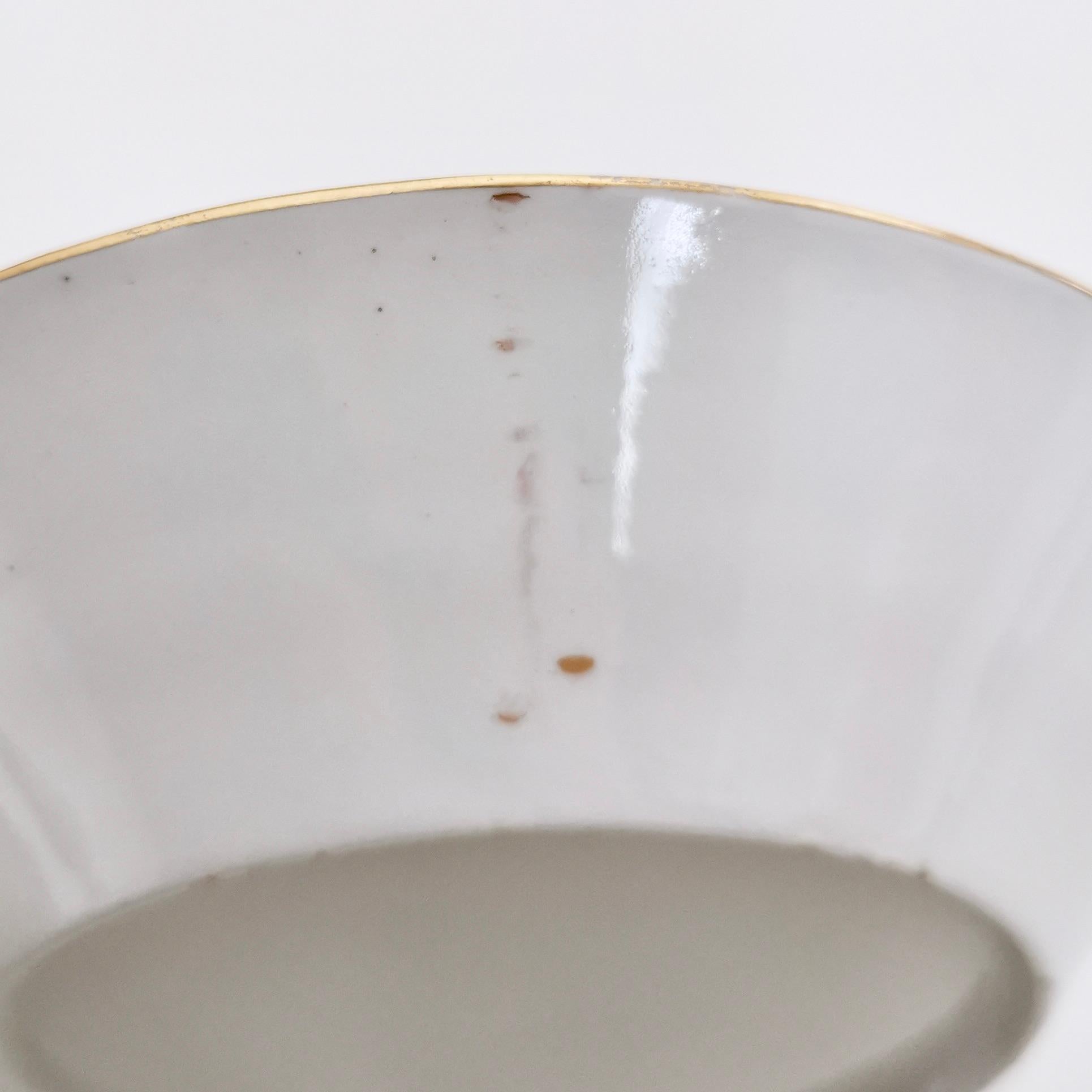 Flight Barr and Barr Teacup, Peach Orange with Gilt Pattern, Regency, circa 1815 6